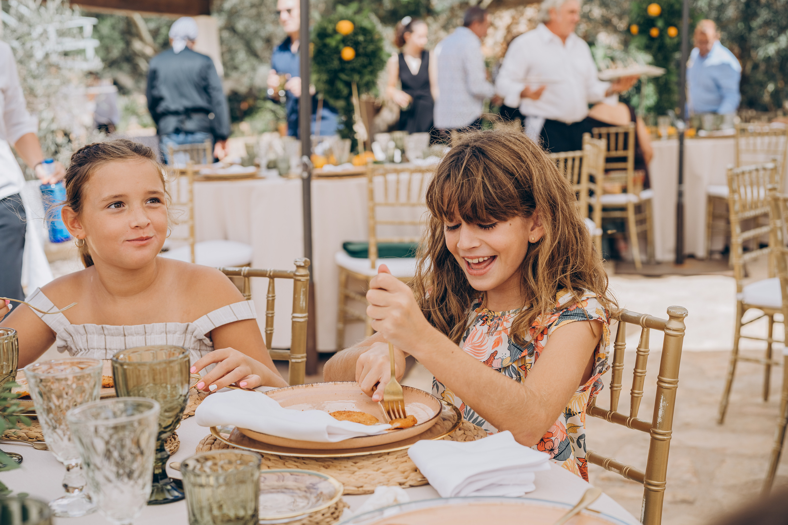 The sacrament is a family holiday. Фотограф у Пальма де Майорка