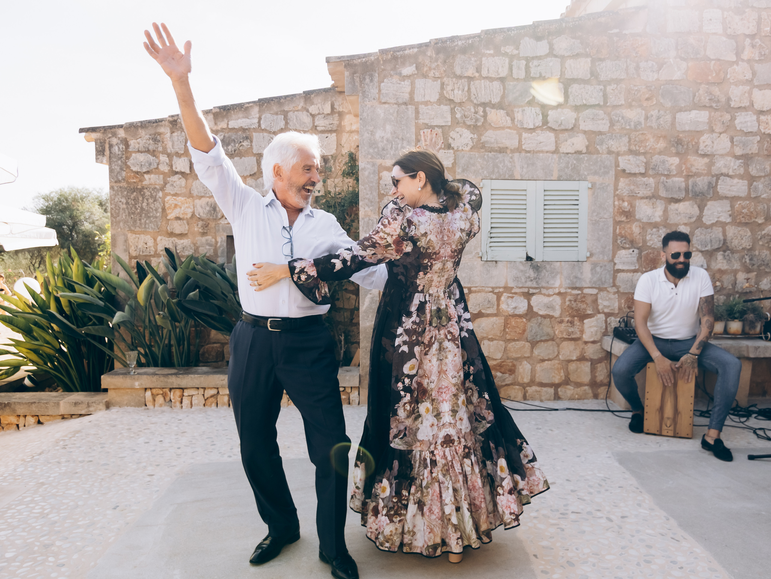 The sacrament is a family holiday. Фотограф у Пальма де Майорка