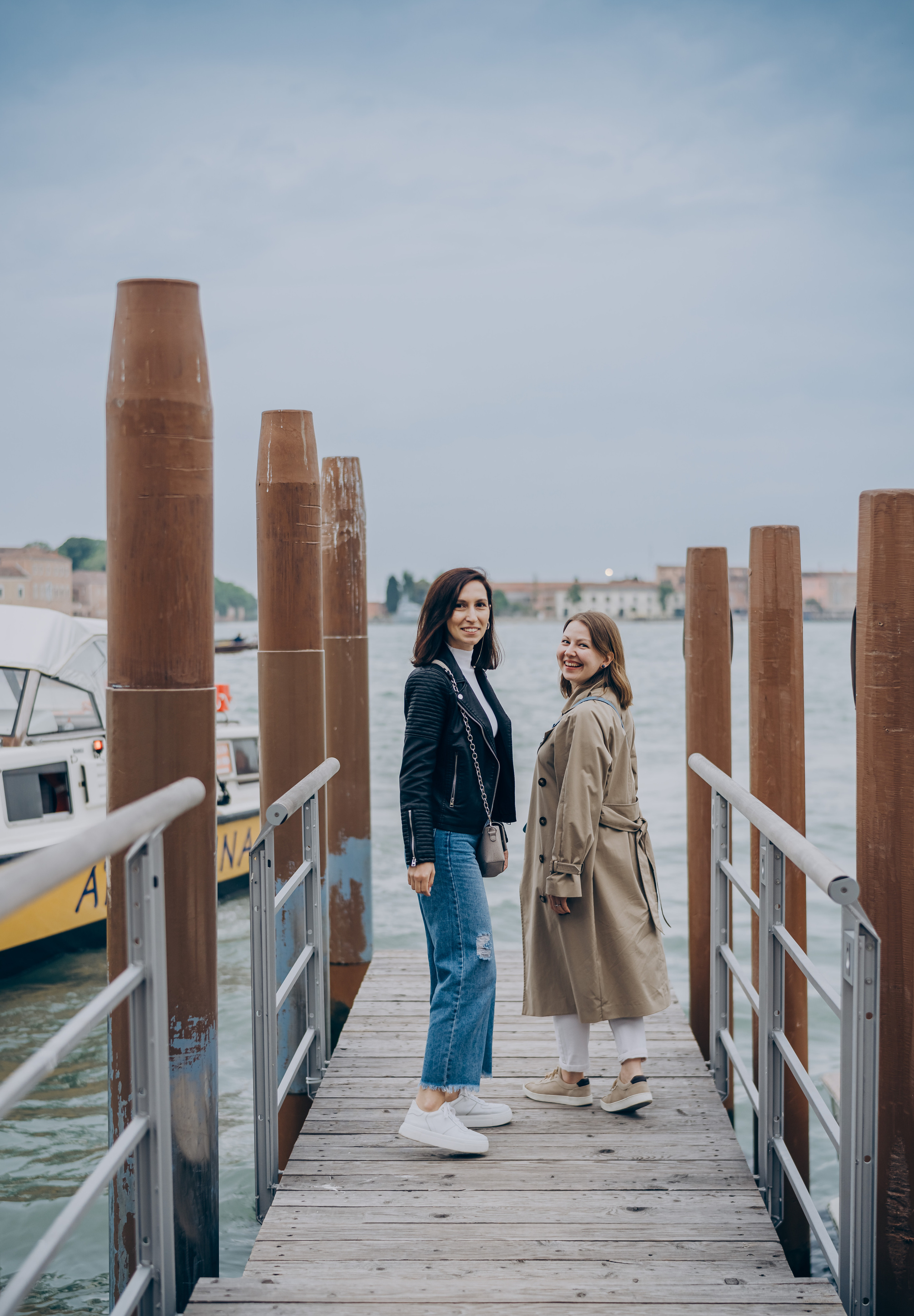 Trip of 2 best friends. Фотограф у Пальма де Майорка