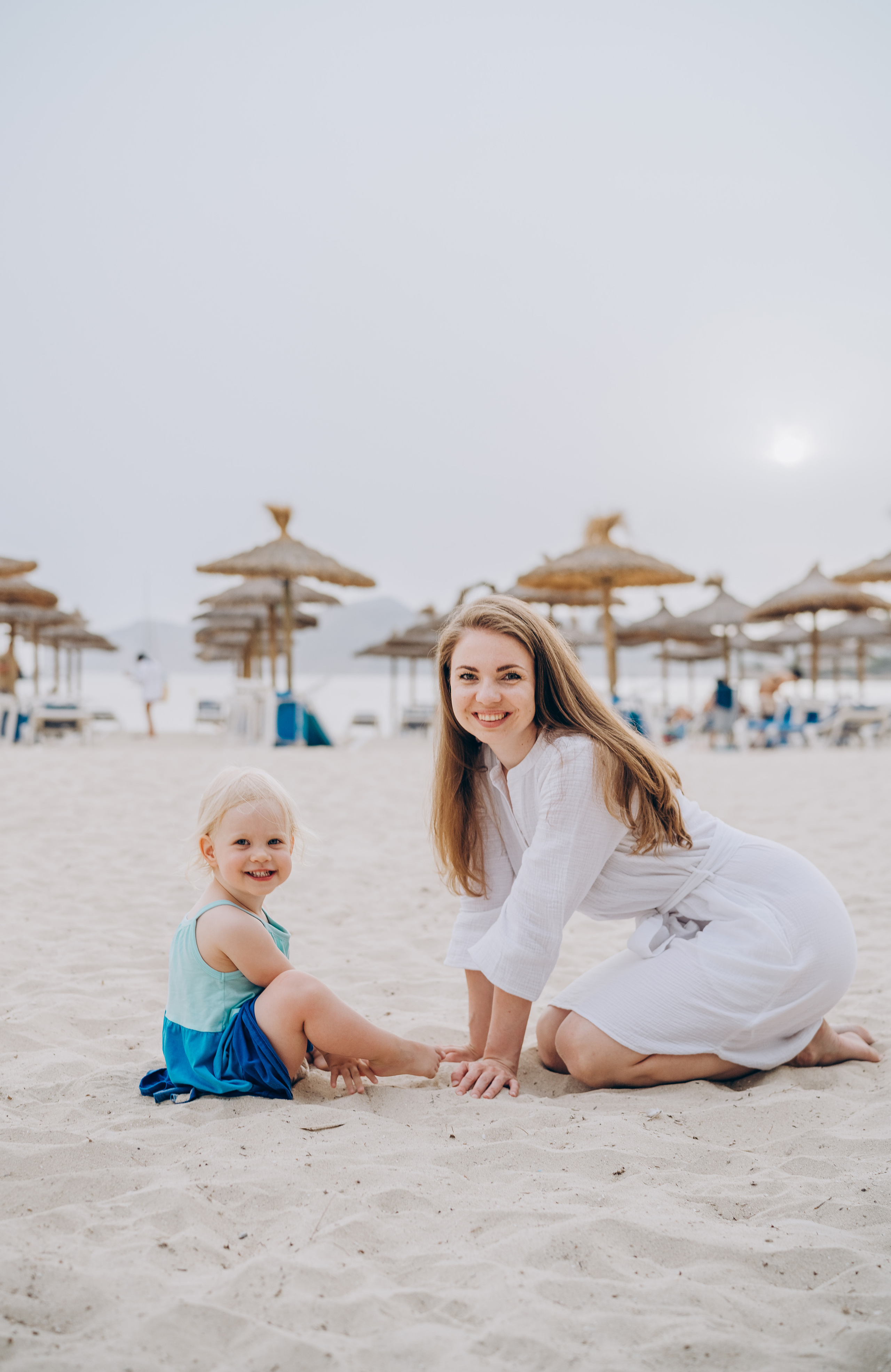 Family shooting on the beach. Фотограф у Пальма де Майорка