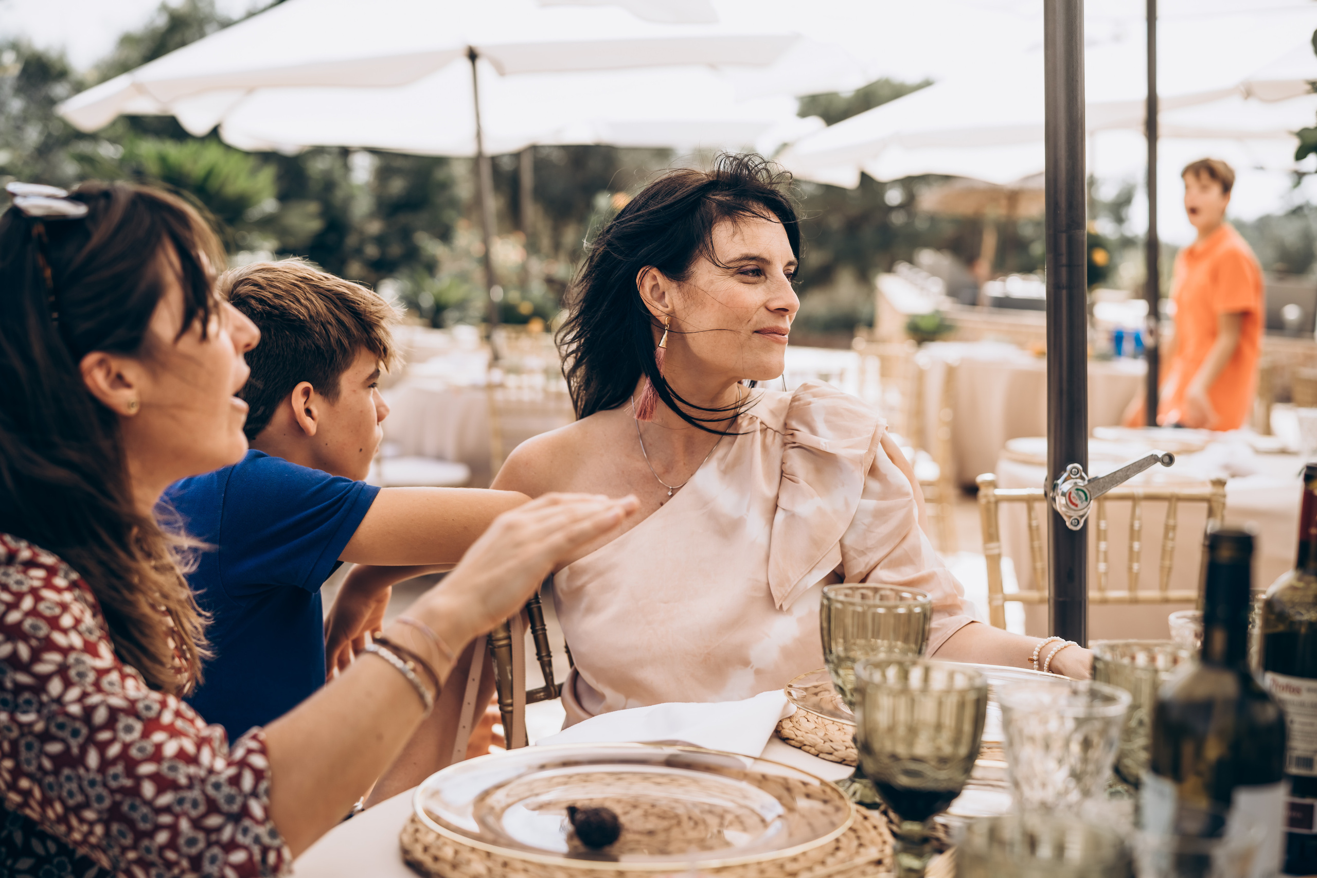 The sacrament is a family holiday. Фотограф у Пальма де Майорка