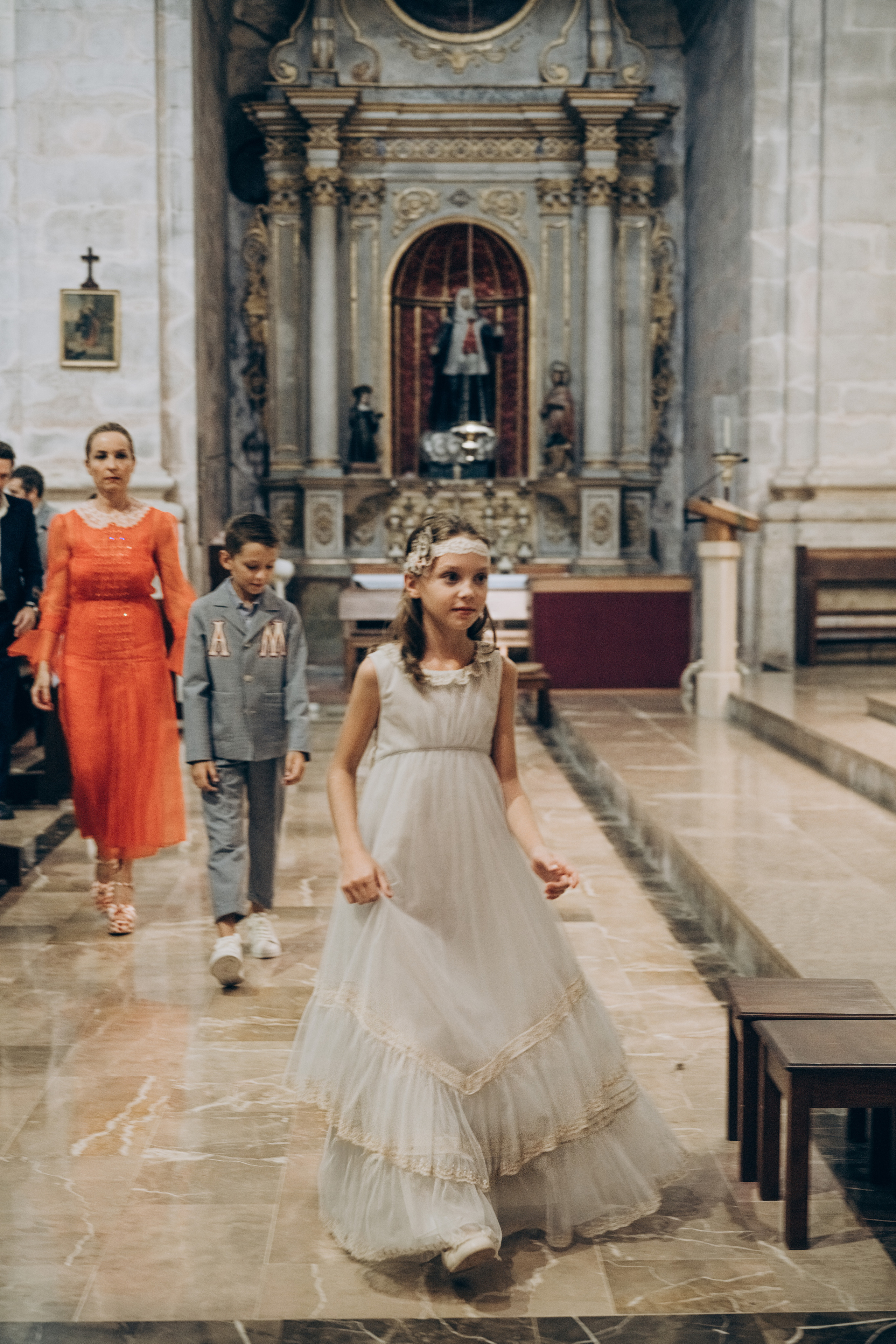 The sacrament is a family holiday. Фотограф у Пальма де Майорка