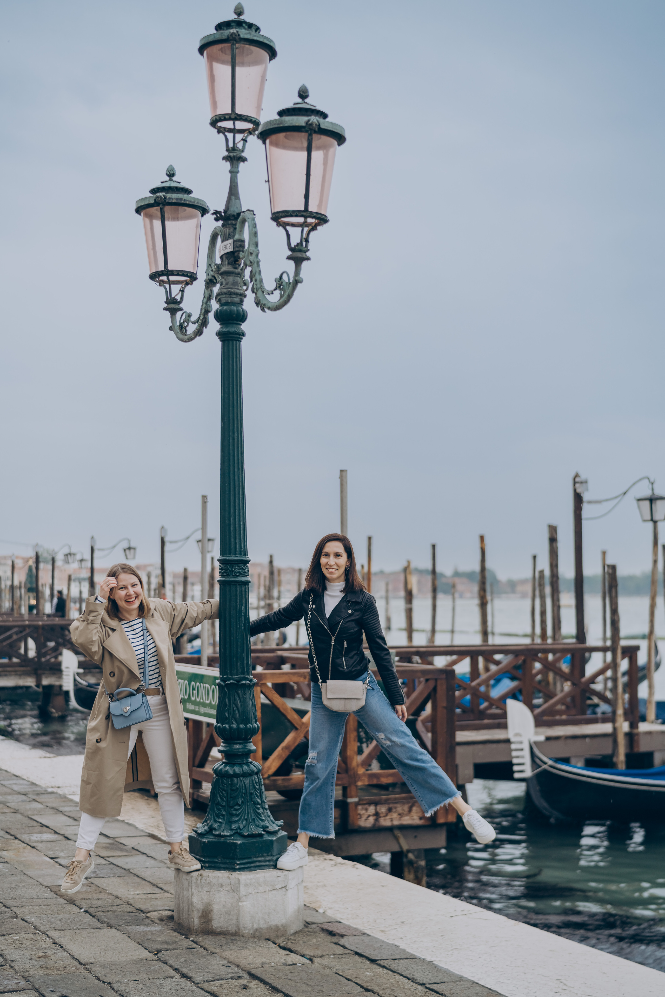 Trip of 2 best friends. Фотограф у Пальма де Майорка