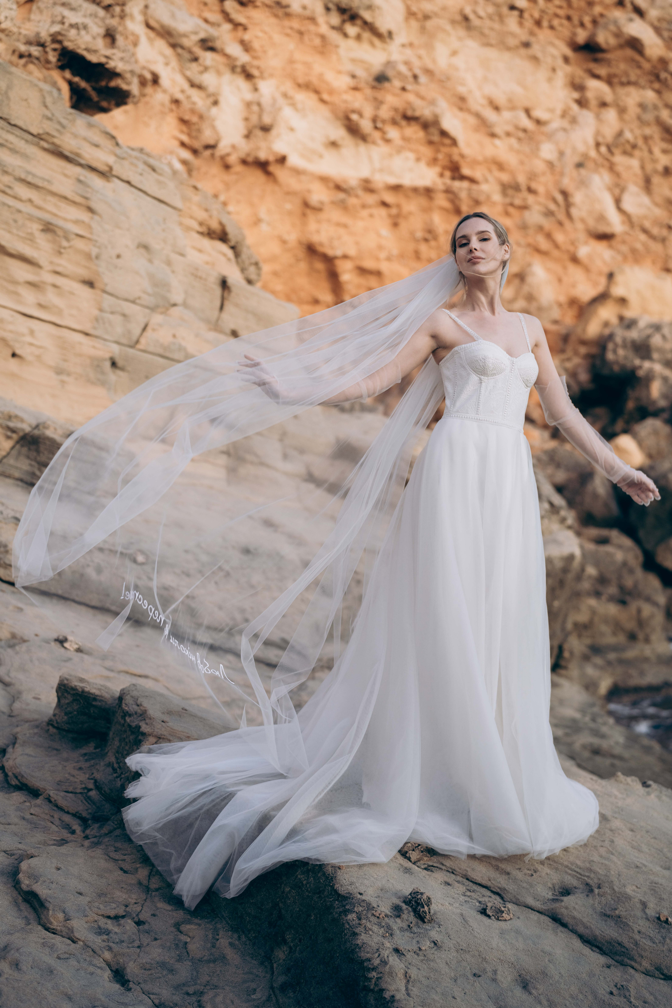 The bride’s dress is love. Фотограф у Пальма де Майорка