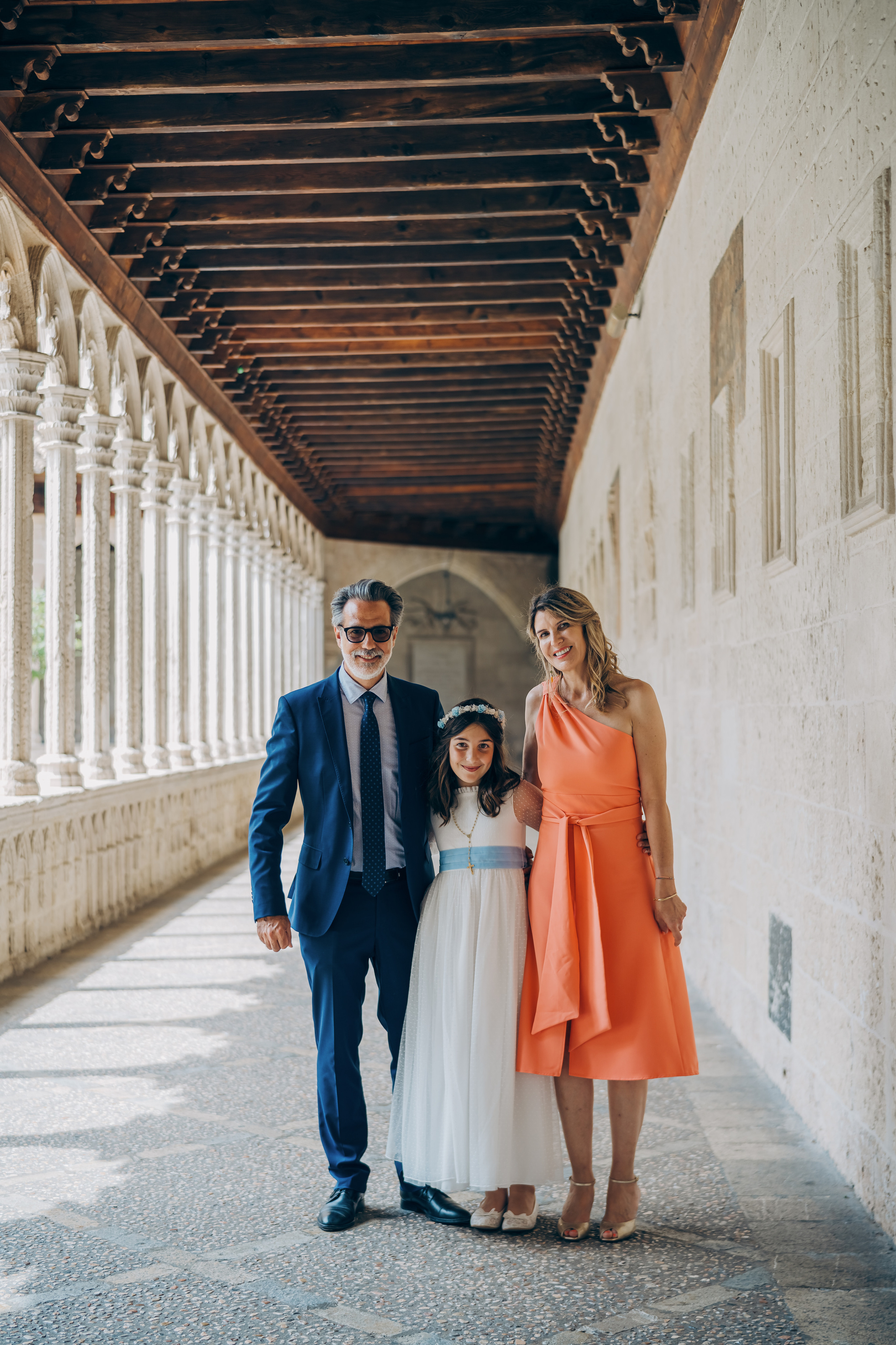 Family photographer for communion in Mallorca. Photographer in Mallorca