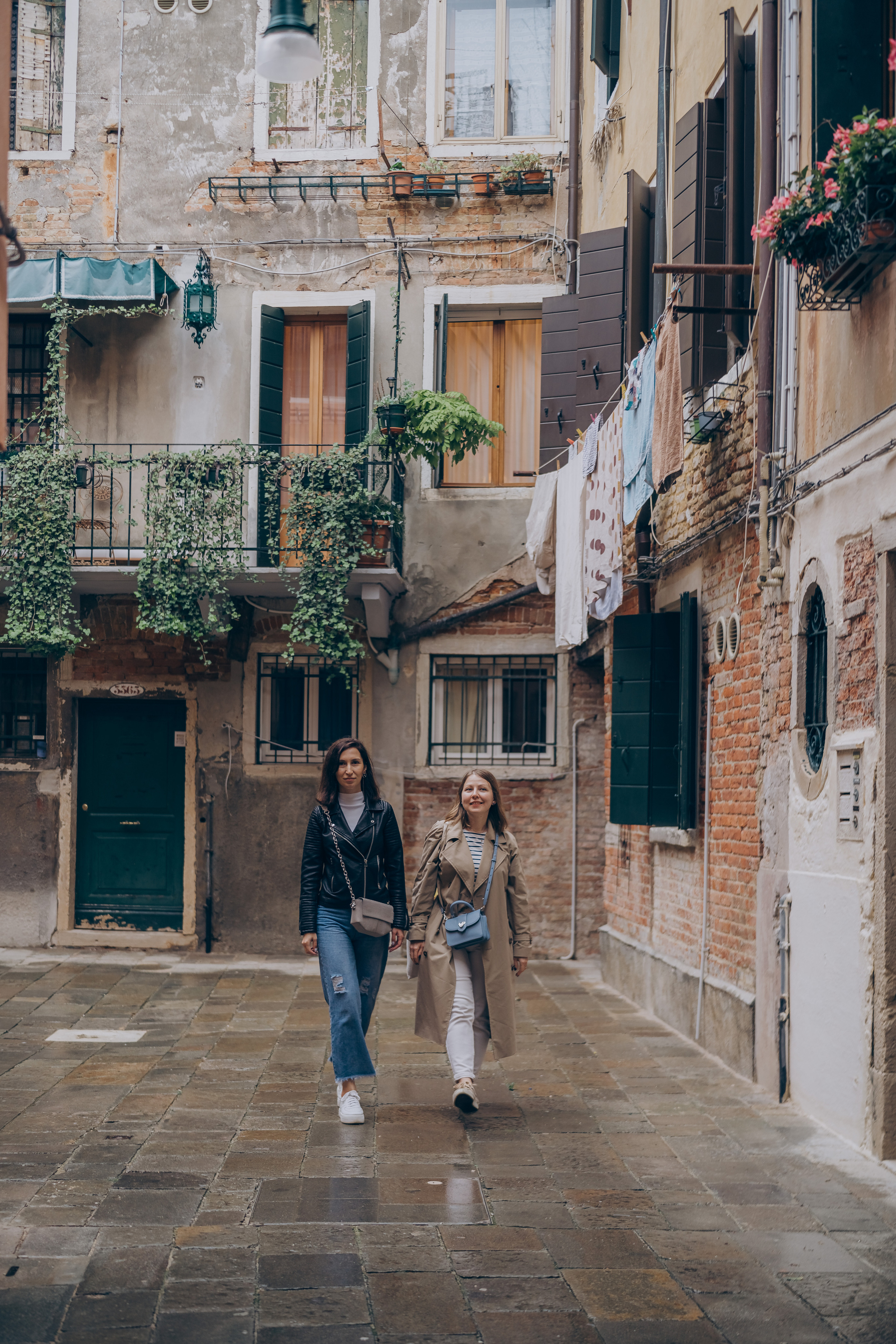 Trip of 2 best friends. Фотограф у Пальма де Майорка