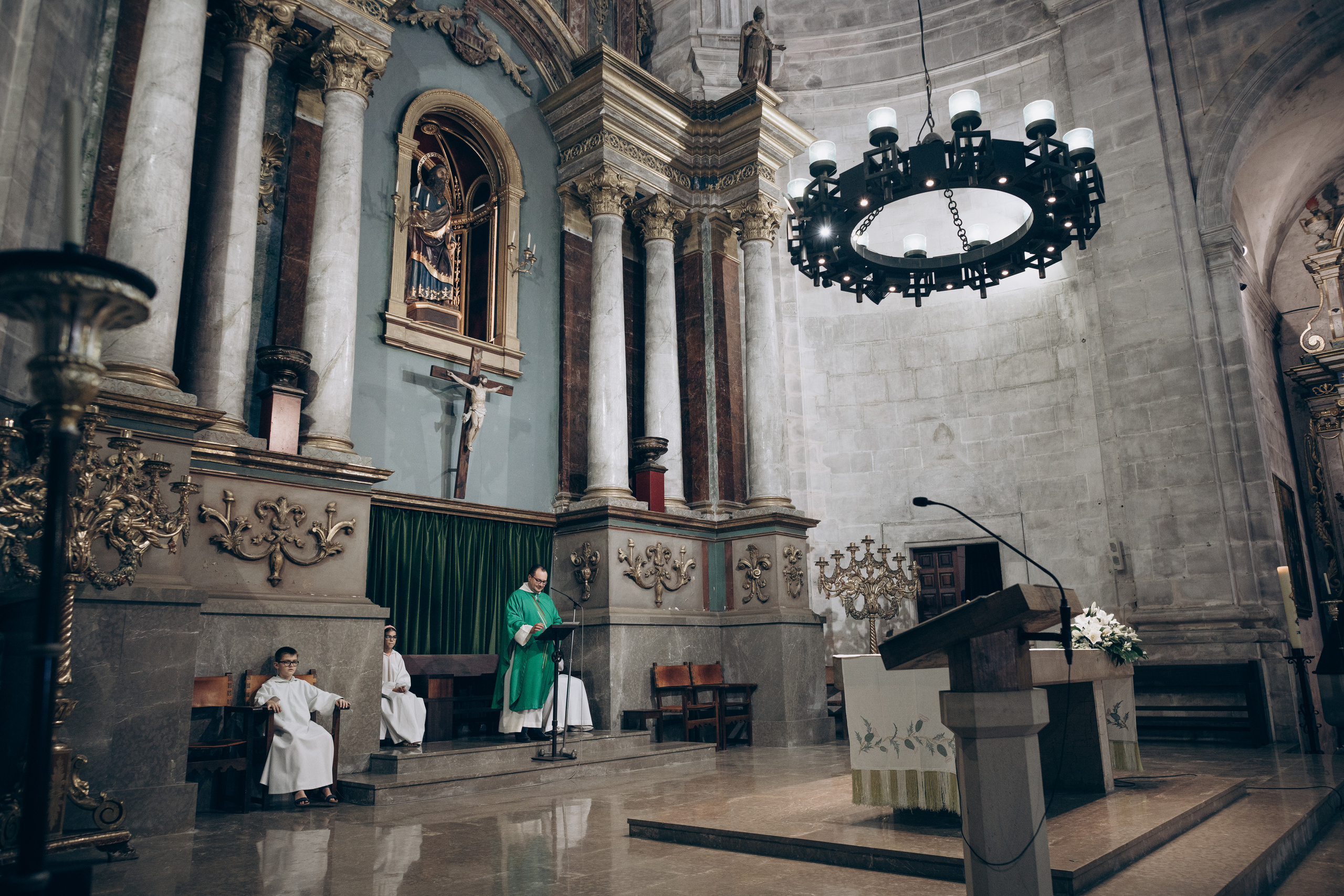 The sacrament is a family holiday. Фотограф у Пальма де Майорка