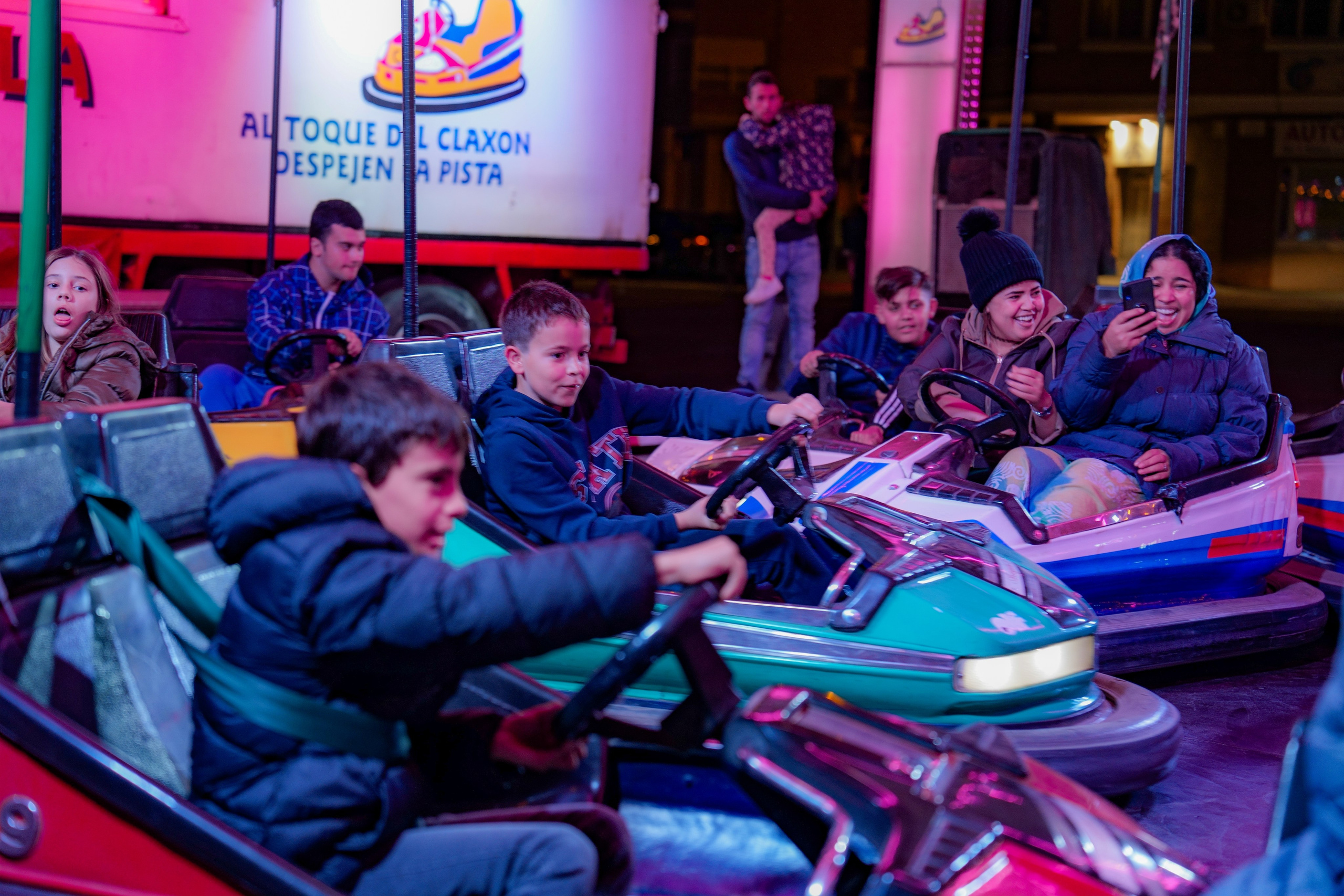 PARQUE LUNA. Fotógrafa Olena Petryk. Realizo sesiones de fotos en Puerto de Sagunto