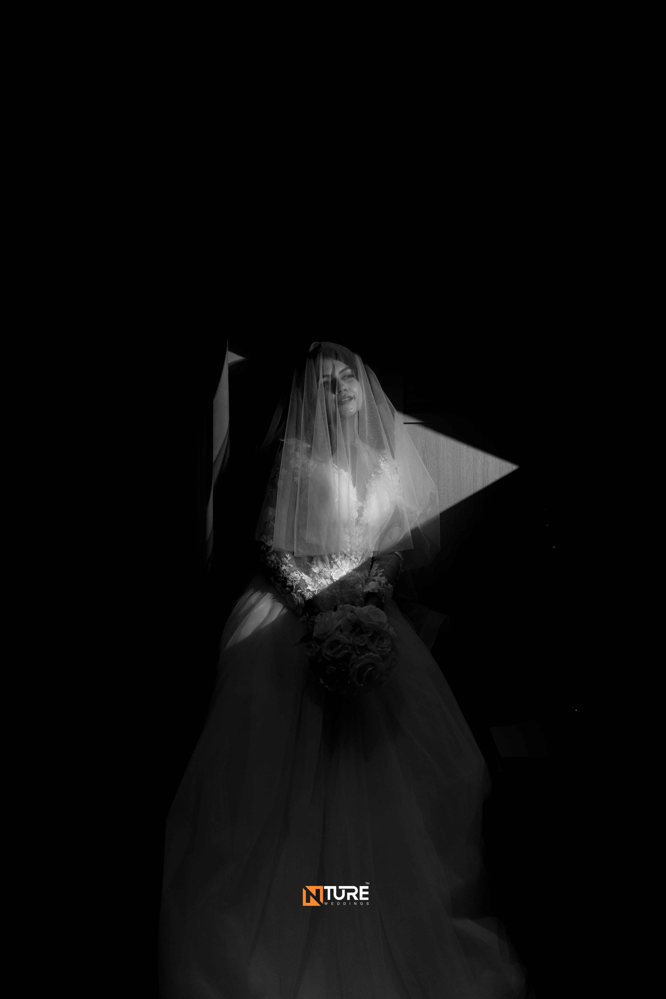 ROSHINI. NTURE WEDDING