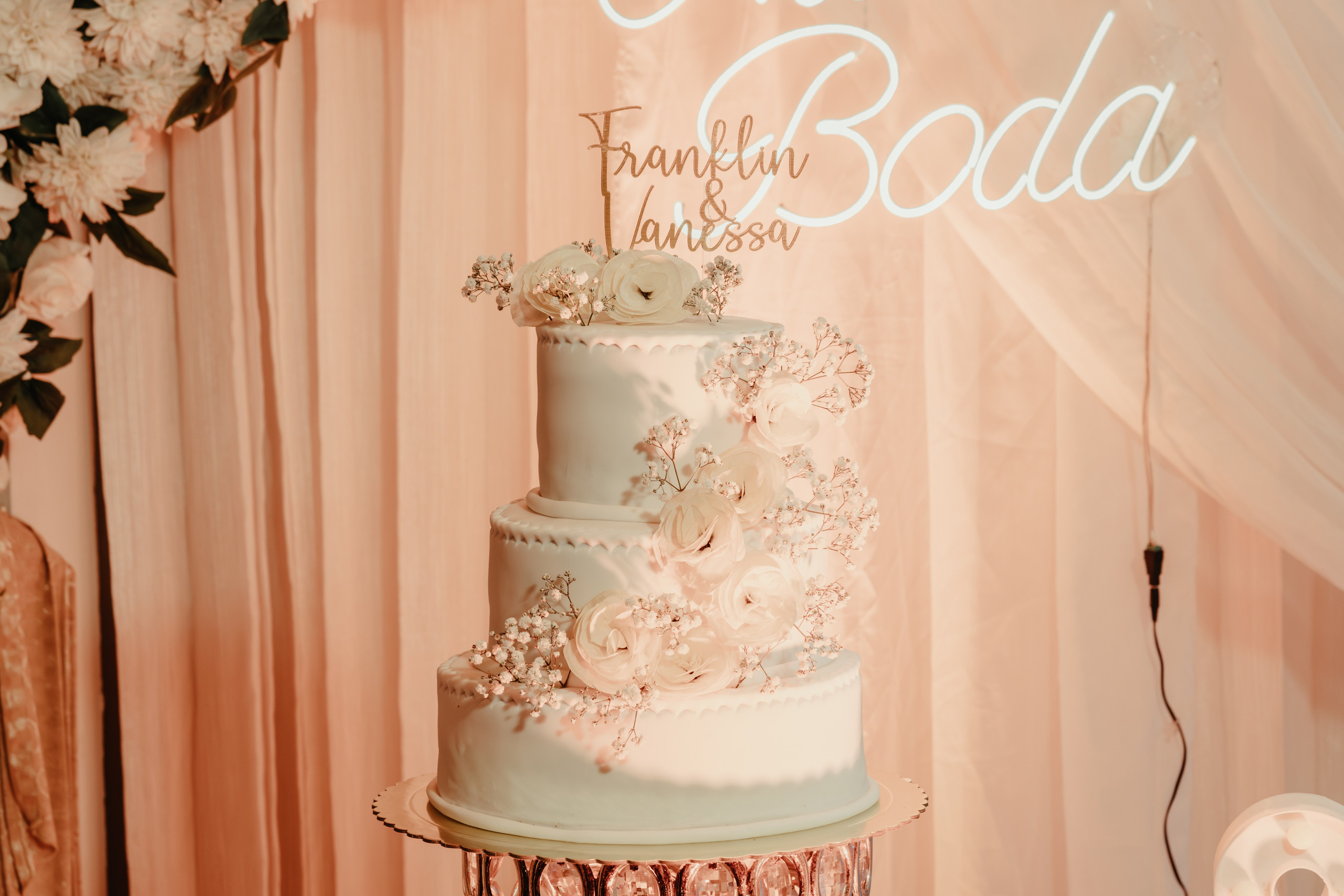 VANESSA + FRANKLIN BODA RELIGIOSA. Studio KVTA | Fotografía y Video de Bodas en Arequipa