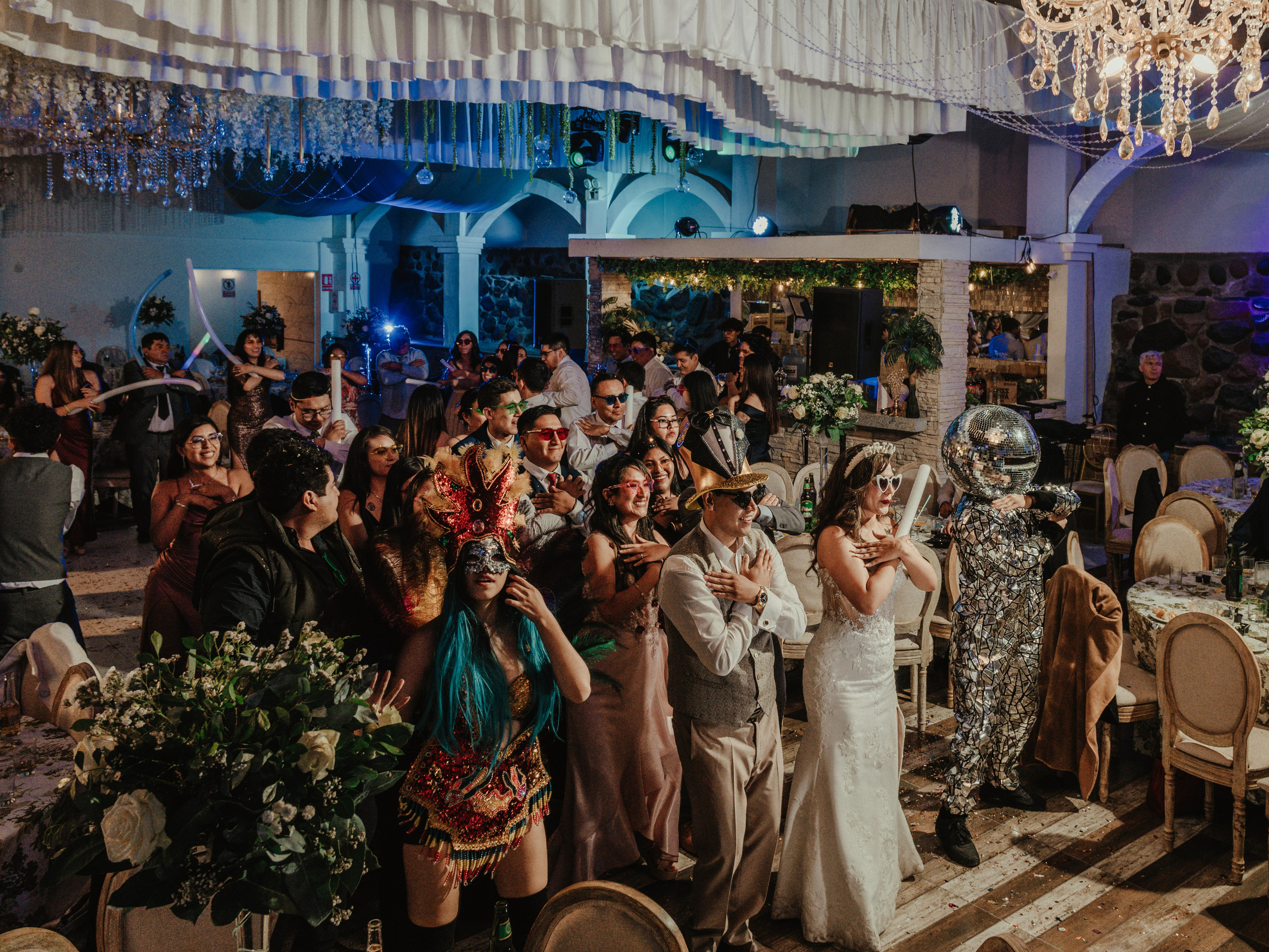 CARLA Y MARIO BODA RELIGIOSA. Studio KVTA | Fotografía y Video de Bodas en Arequipa