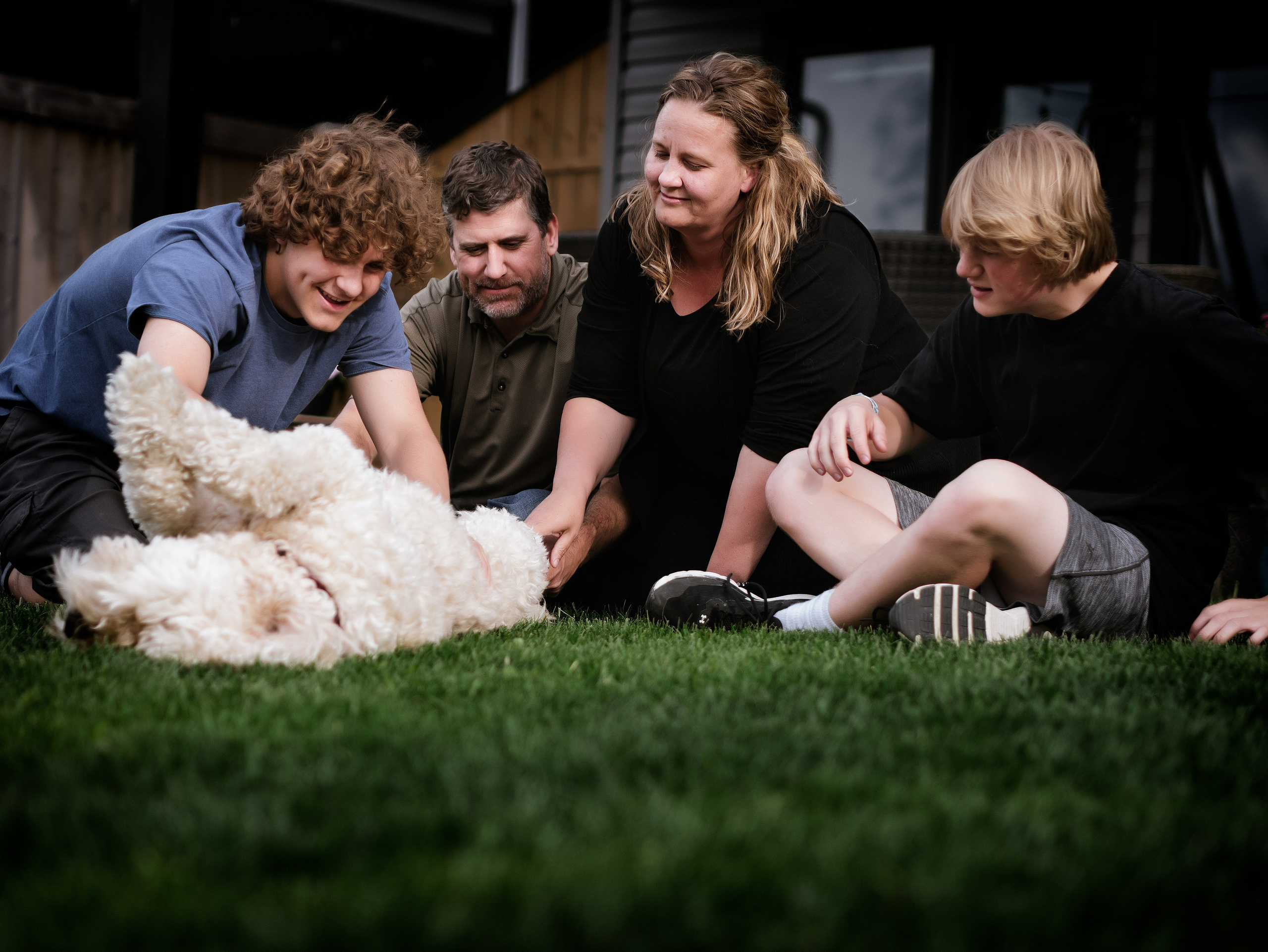 Simpson’s Family. Dimitri Ilkov Photography — Capturing Life’s Moments in Edmonton, Cana