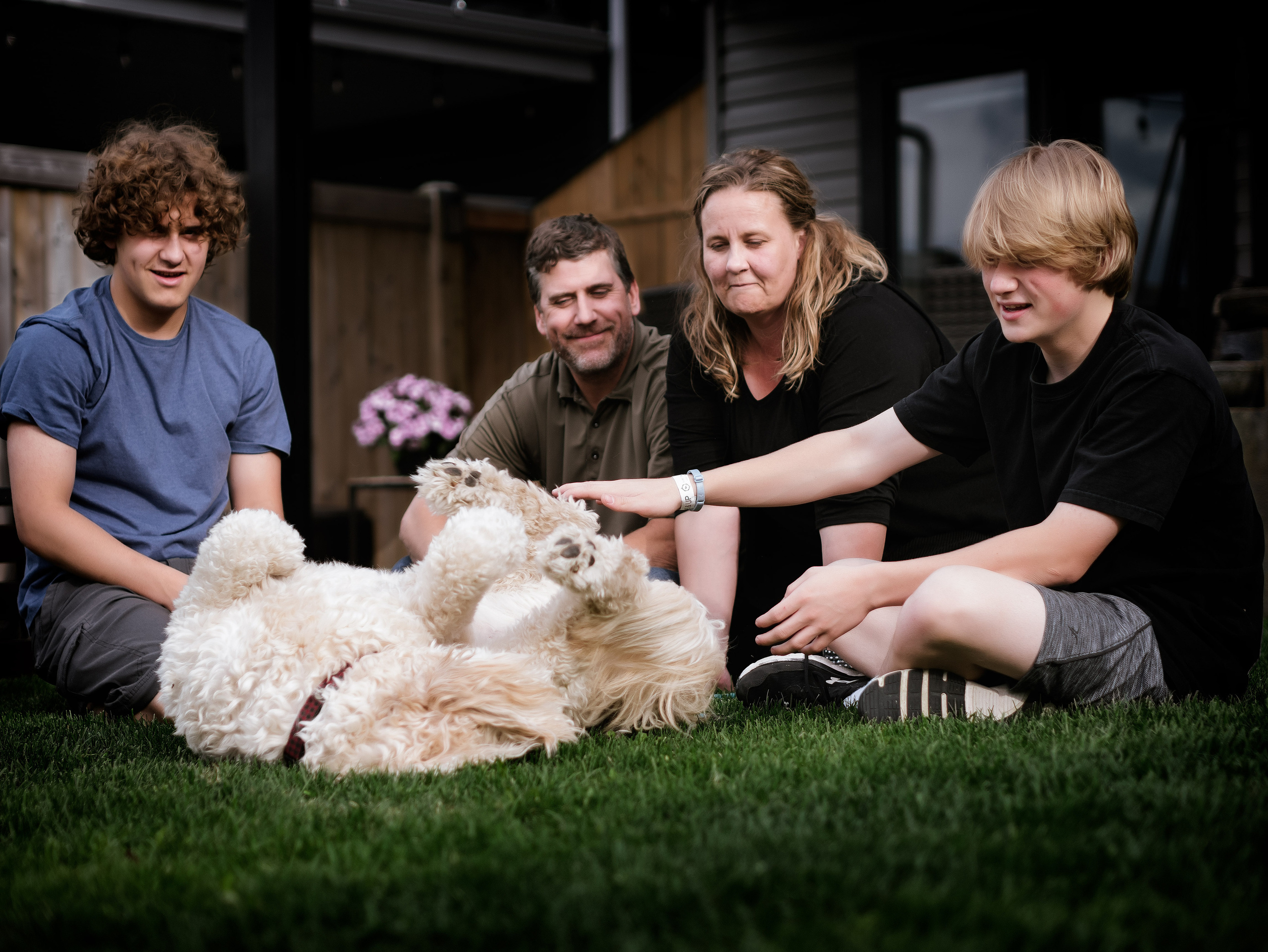 Simpson’s Family. Dimitri Ilkov Photography — Capturing Life’s Moments in Edmonton, Cana