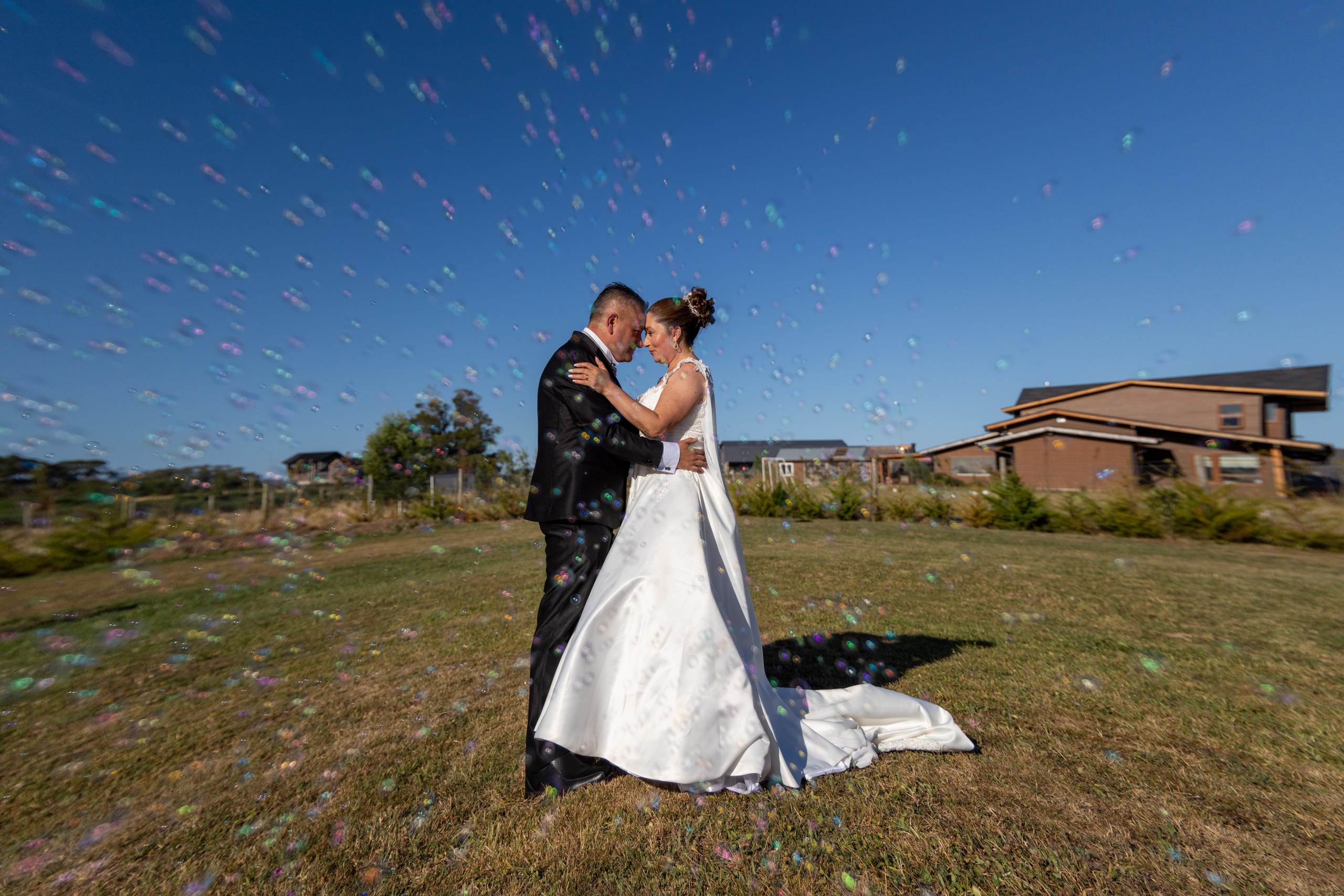 Silvia y Jorge. Dinka & Emilio - El arte de preservar lo que no se repite