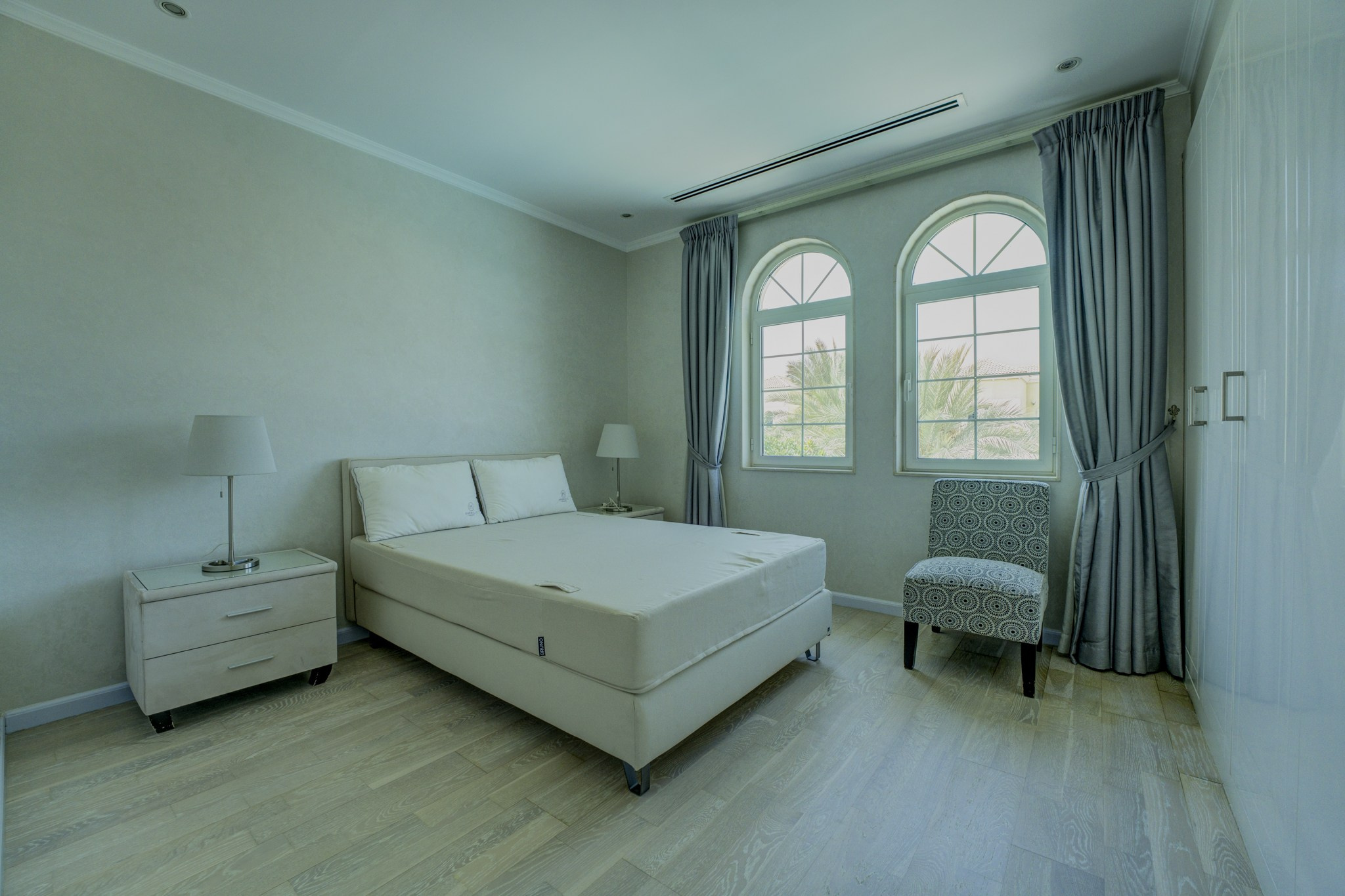 Jumeirah Park. Zakhar Leshkov Photo