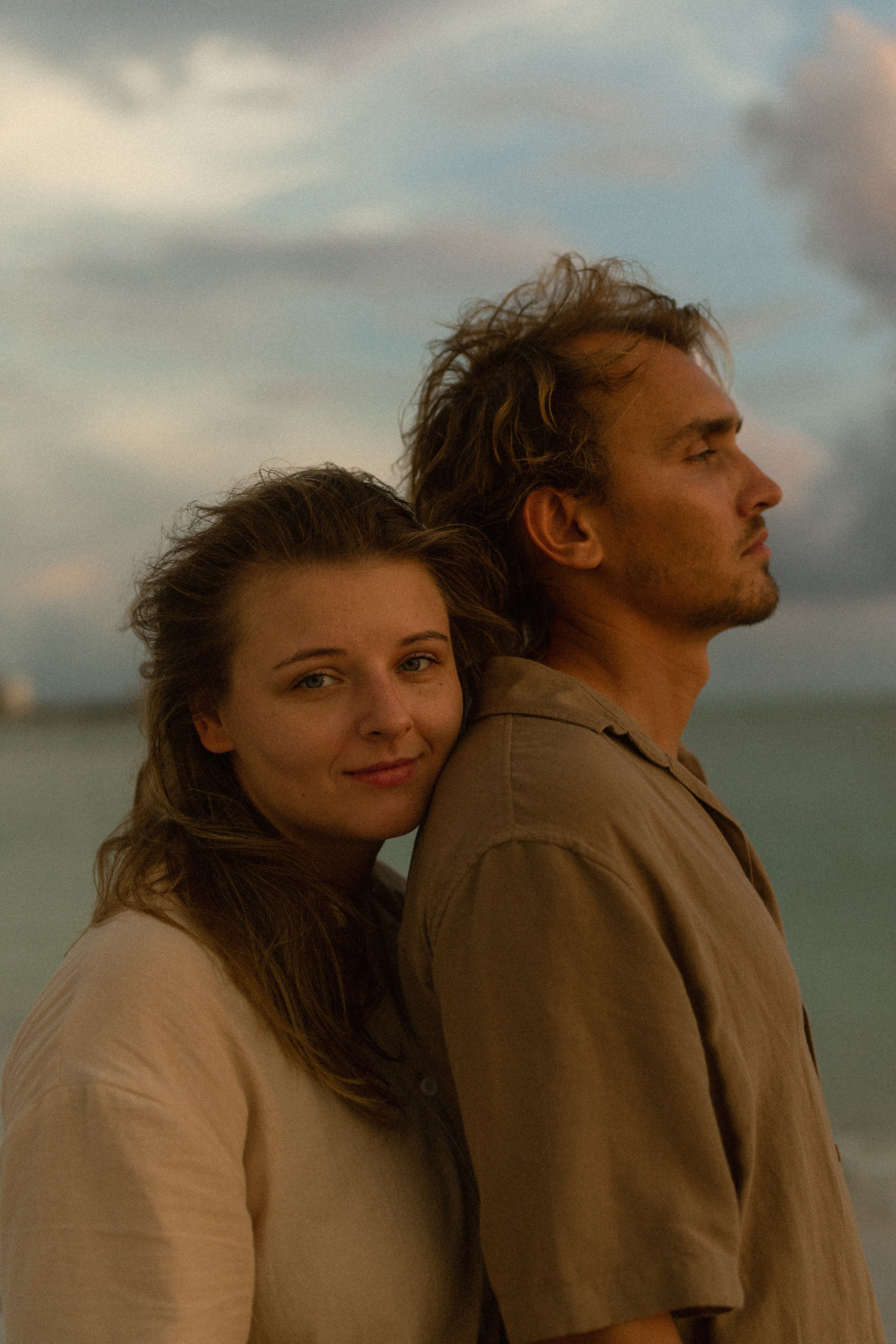Olya & Misha. Ocean. Photographer Vladmir Gladkov