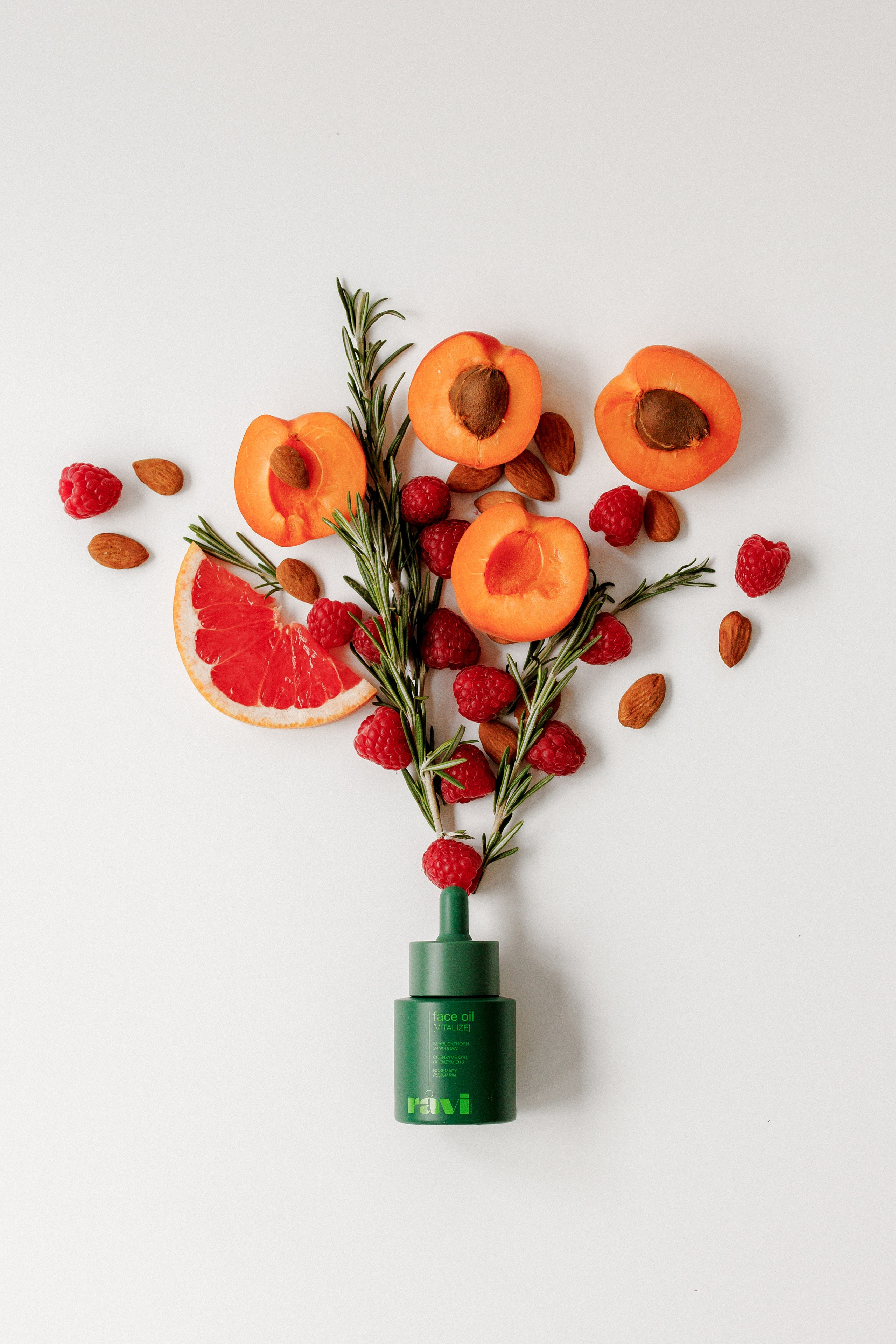 Ravi Organics. Familien- & Hochzeitsfotografin Schweiz. Valeria Diaz in Zürich und Umgebung