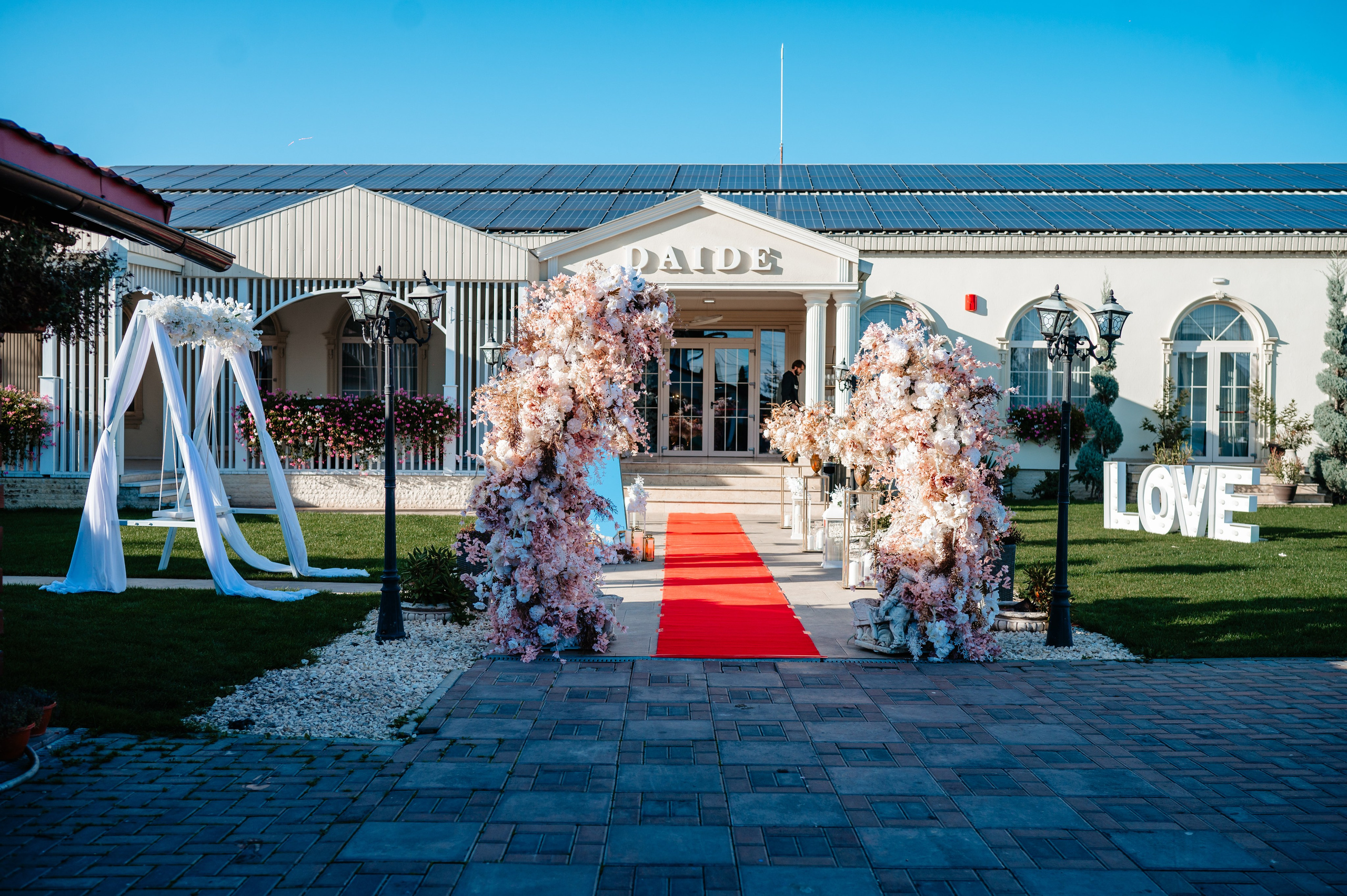 Claudia & Catalin. Mariusclaudiucojocaru.wfolio.pro