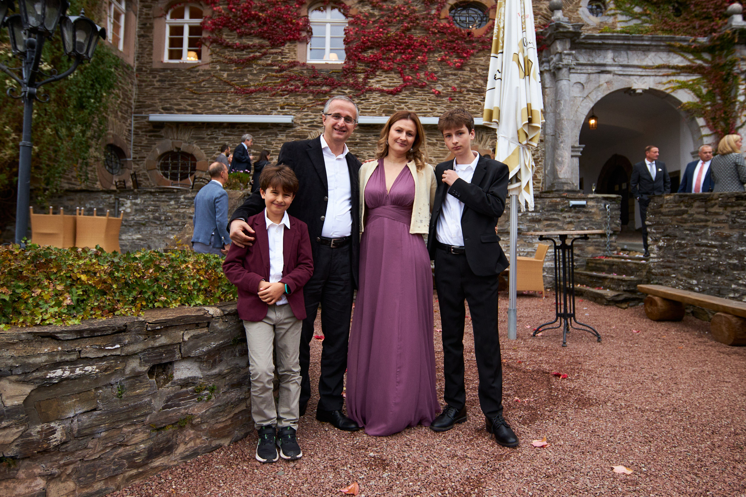 Hochzeitsfotos aus Düsseldorf. Hochzeitsfotograf und Hochzeitsvideograf aus Hamburg | Roka21Film