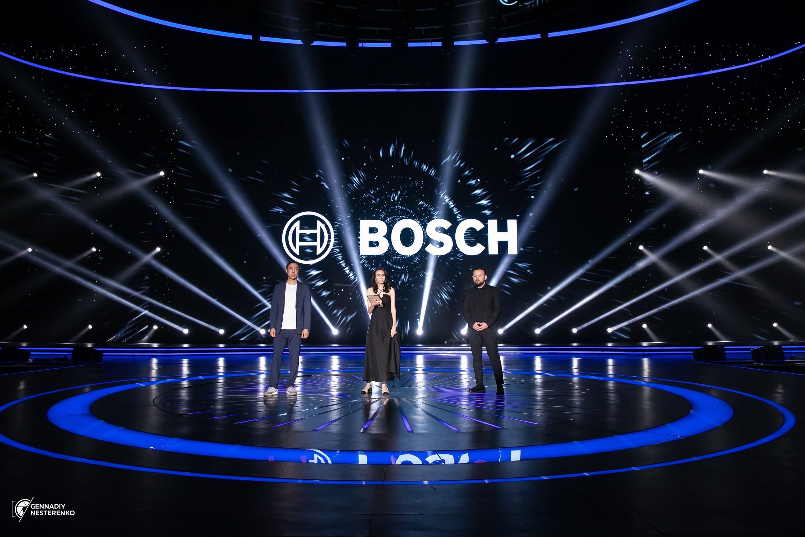 Презентация BOSCH CARBON BLACK. Профессиональная Фото-Видео Студия Геннадия Нестеренко | Ташкент и Весь Узбекистан