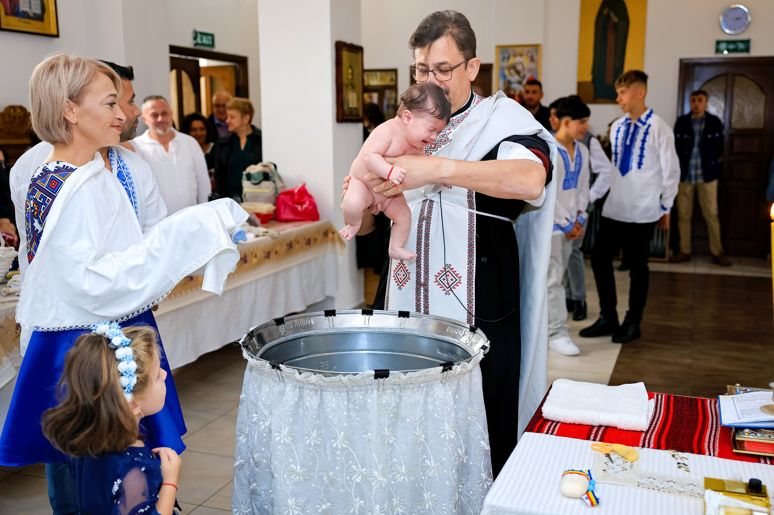 Andrei Sebastian. Moments By Gub