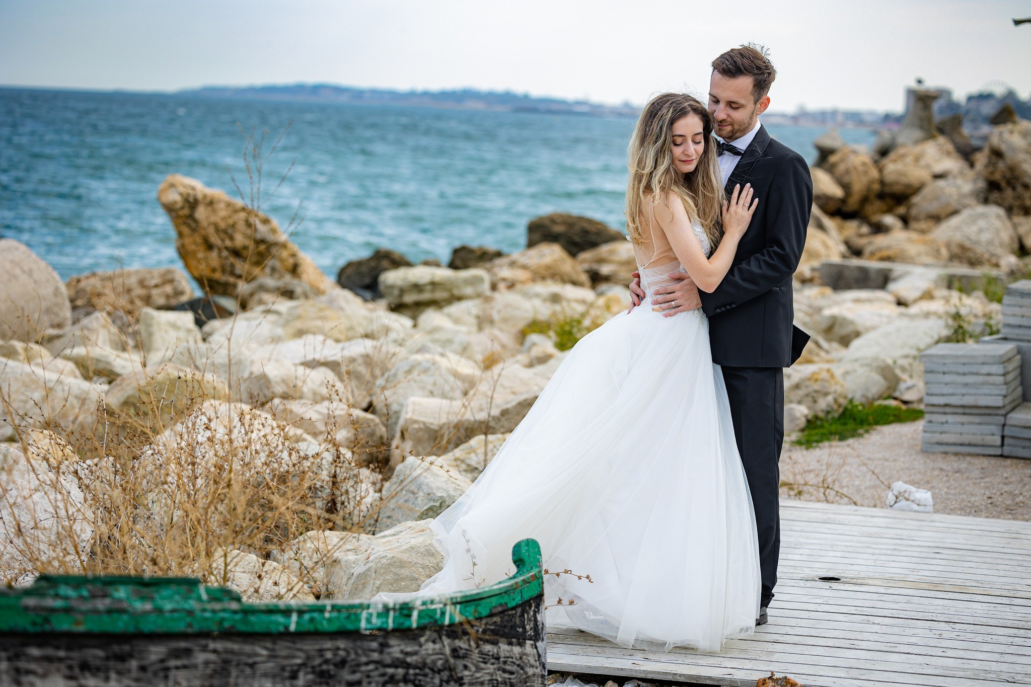 Trash the dress. Fotograf Nuntă Constanța - Moments by Gub
