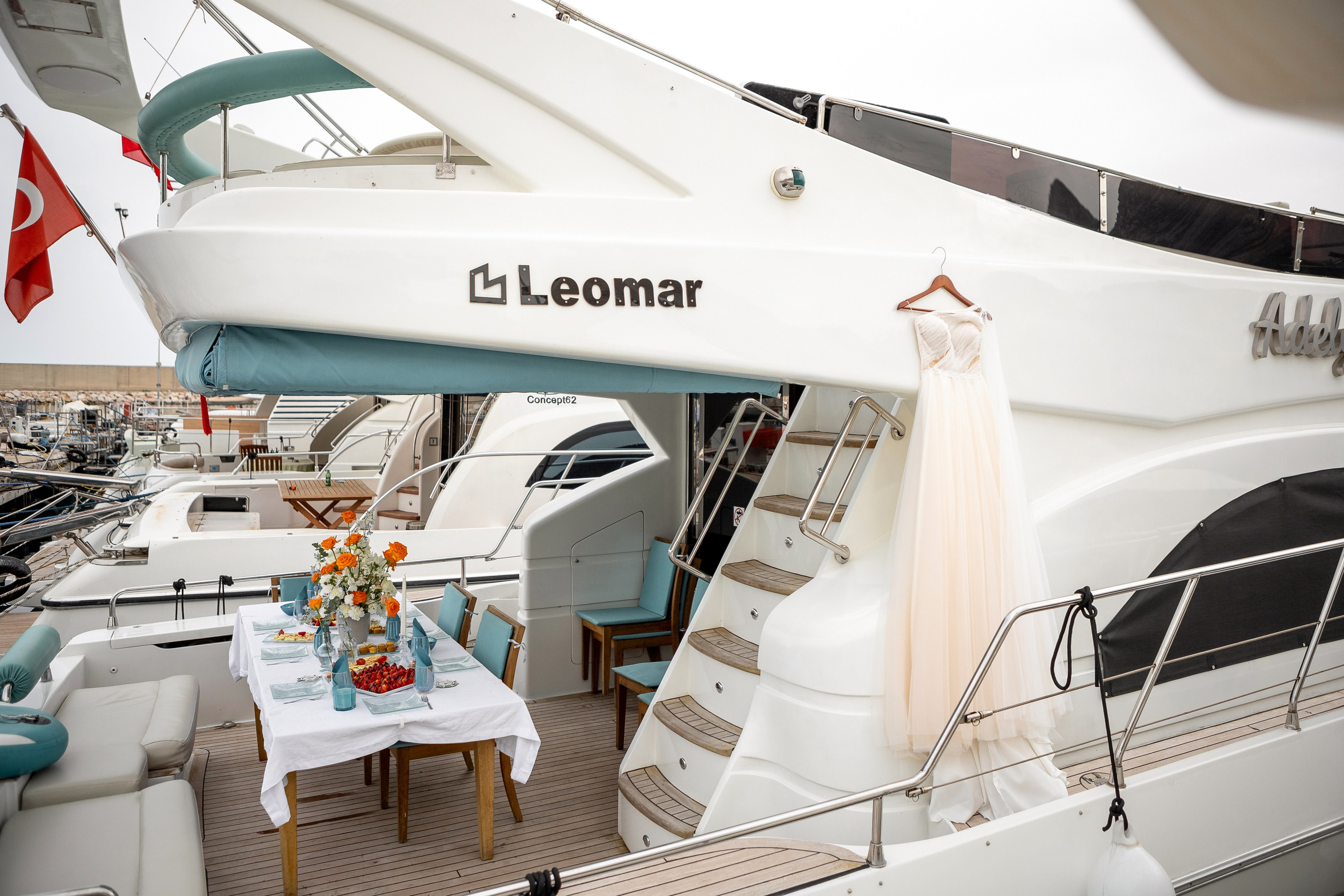 Свадьба на яхте. Фотограф в Анталии, Кемере и Белеке