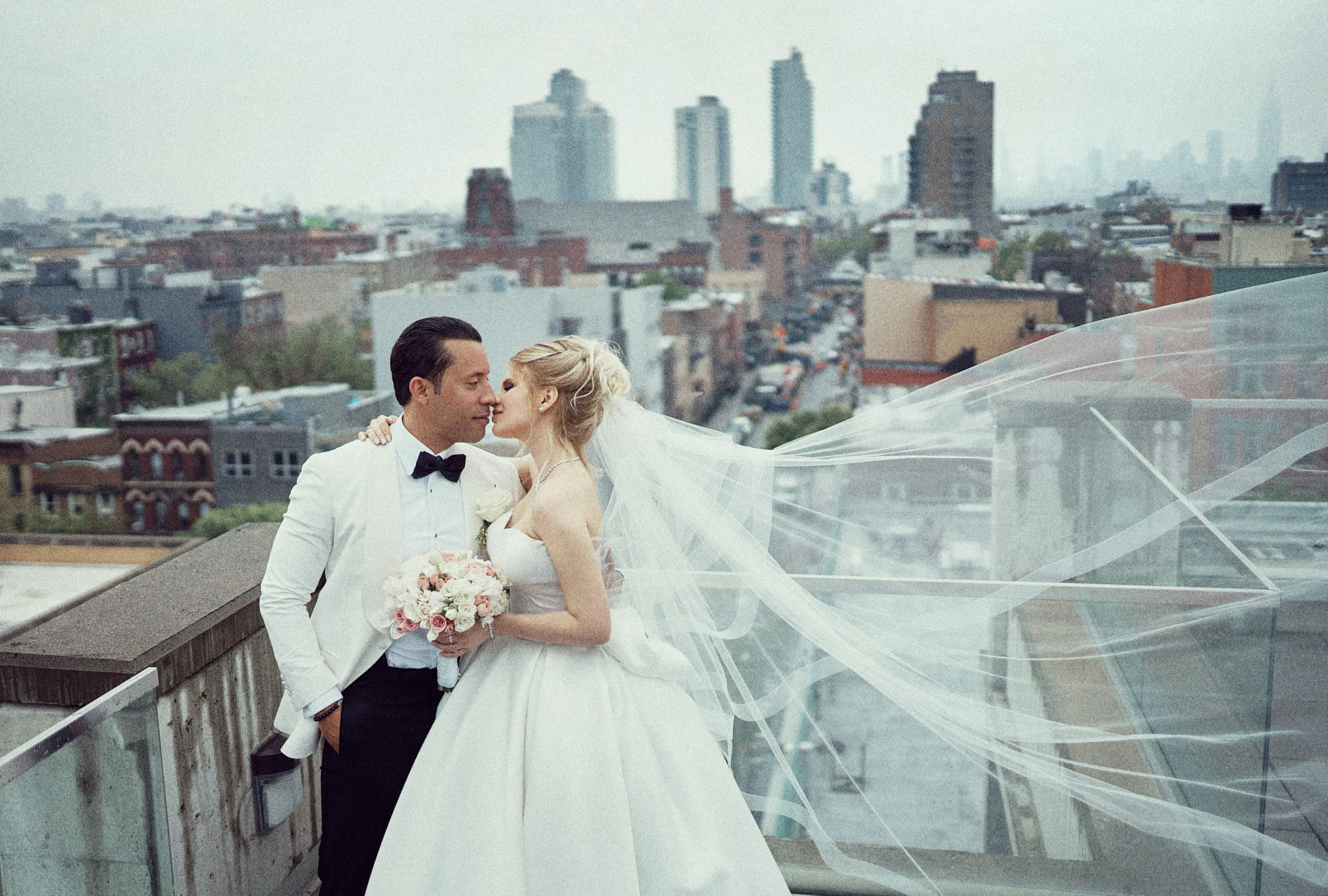NYC wedding photographer. Alex Pedan Photography & Videography