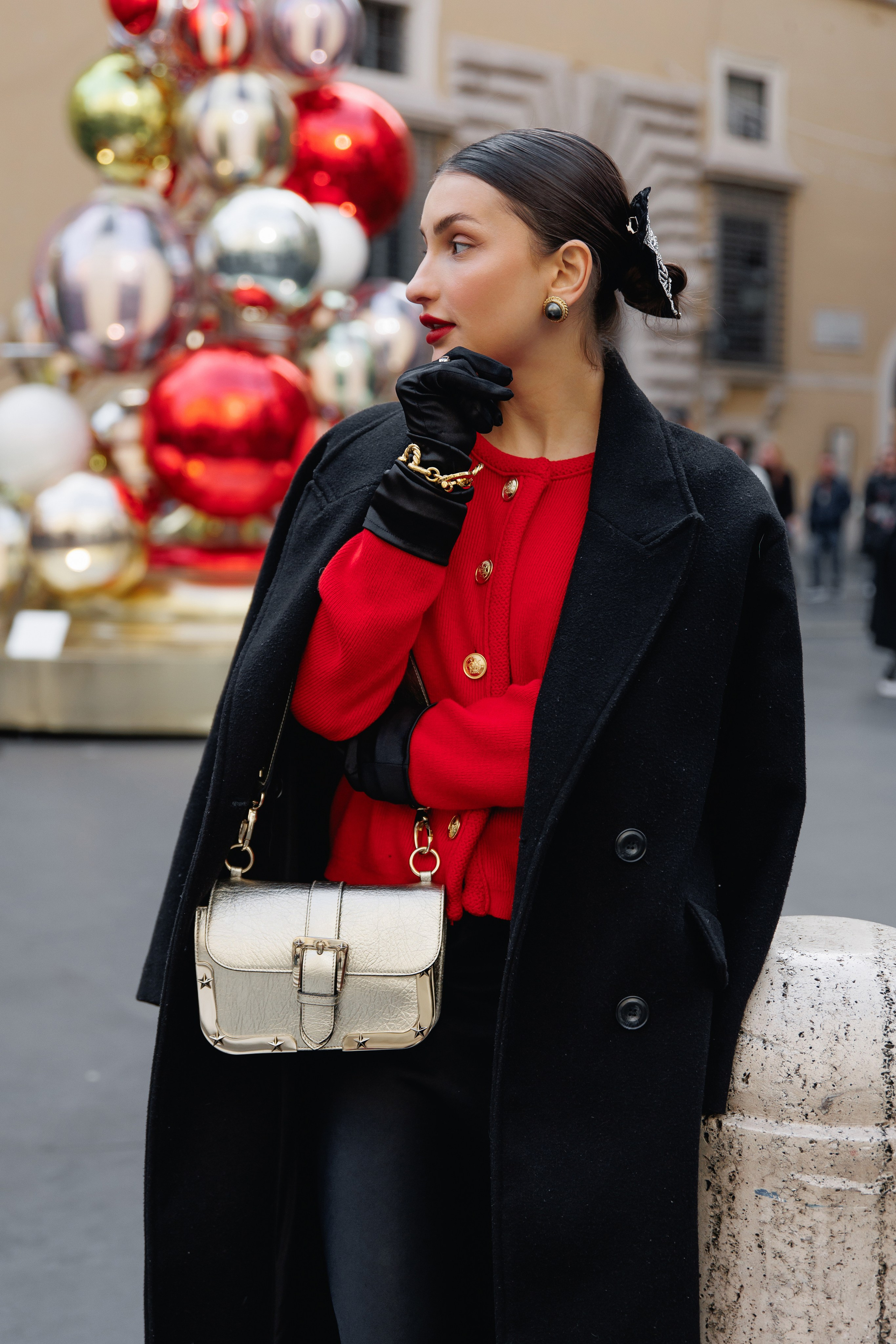 Christmas photoshooting in Rome Couple street christmas shooting Christmast looks style Christmas photoshootingRome christmast Christmas couple looksNew year Photoshooting