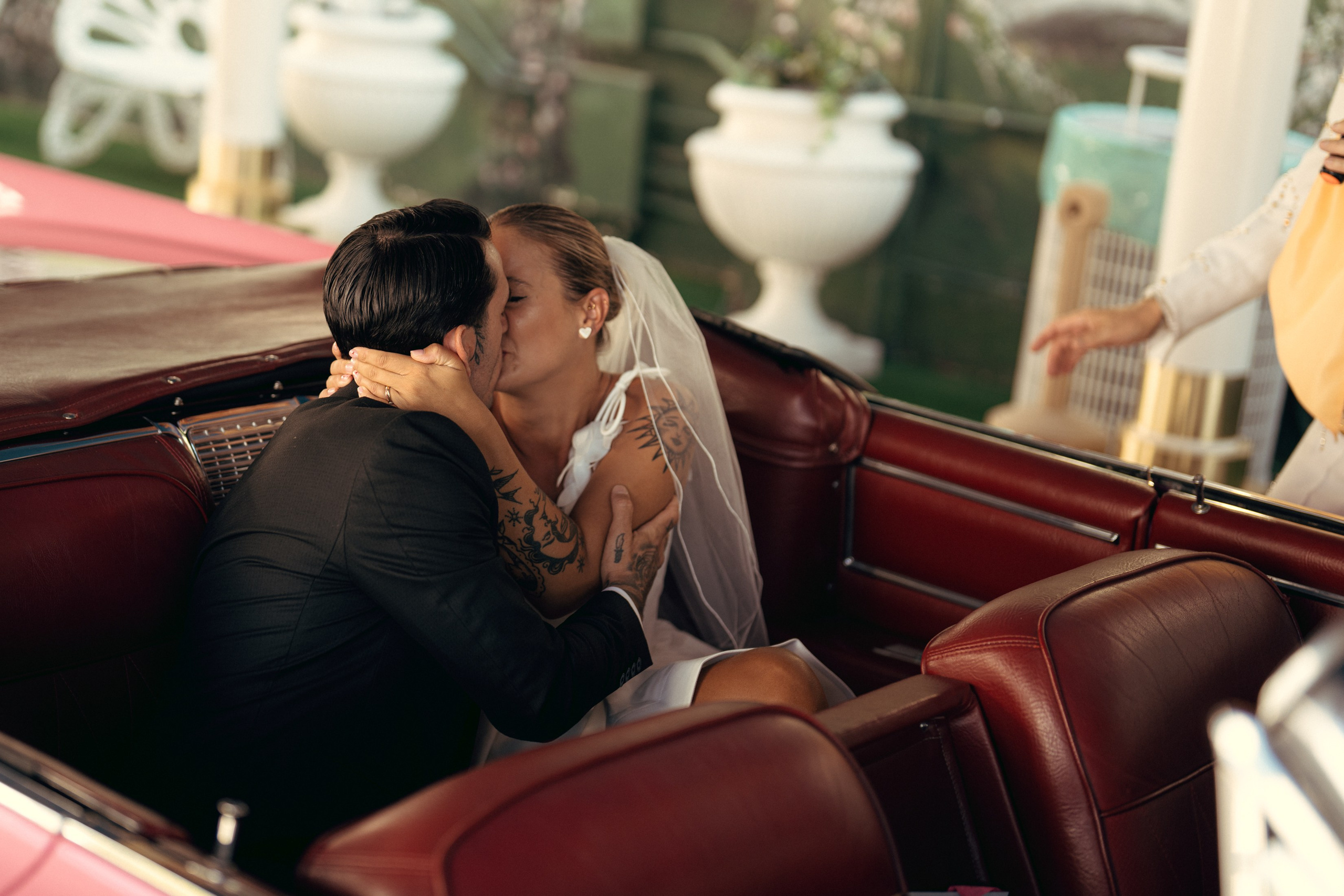 Klara&Marsel. Wedding & elopement photographer Viktoriya Kravtsov. Las Vegas