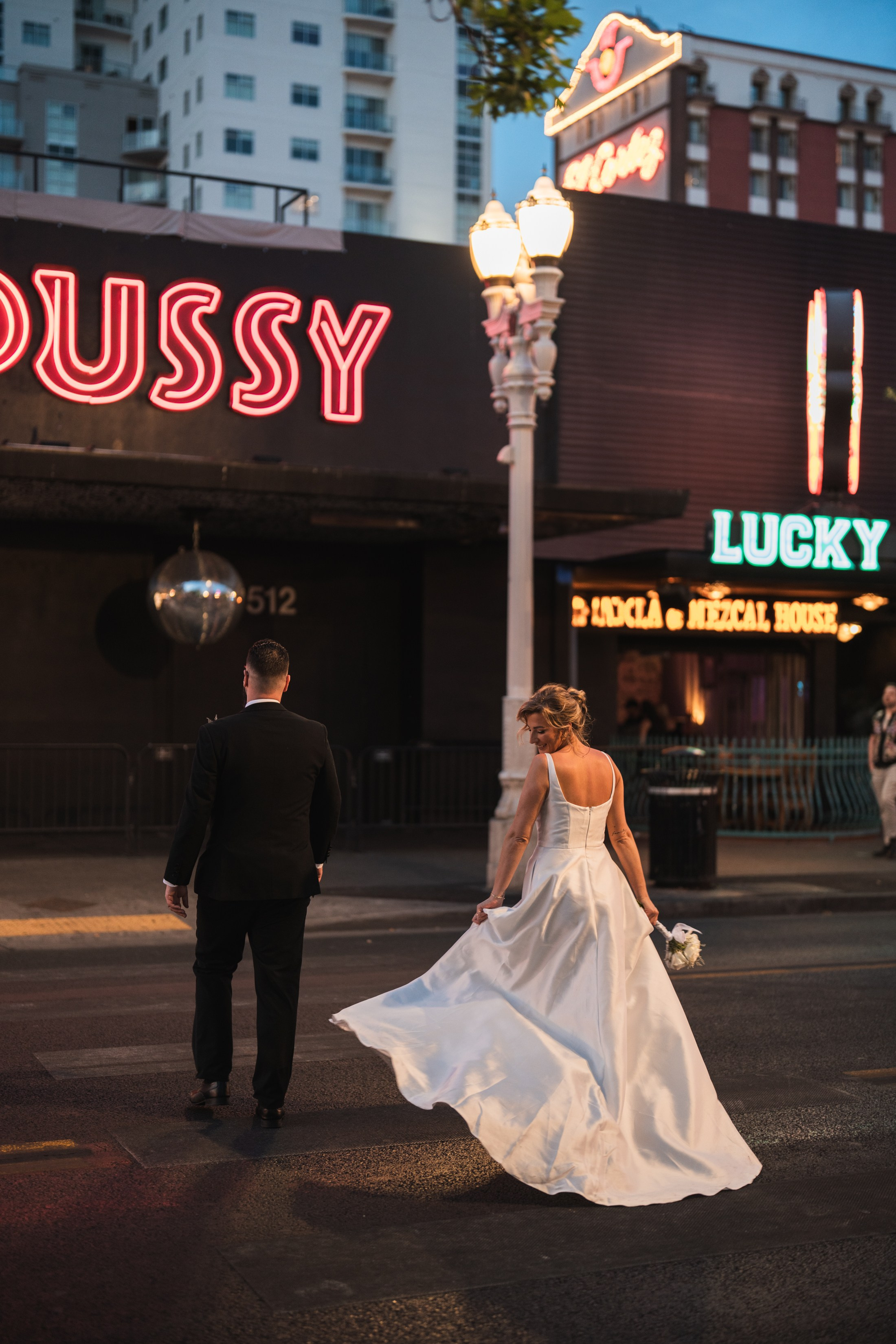 Bronislava&Sebastian. Wedding & elopement photographer Viktoriya Kravtsov. Las Vegas