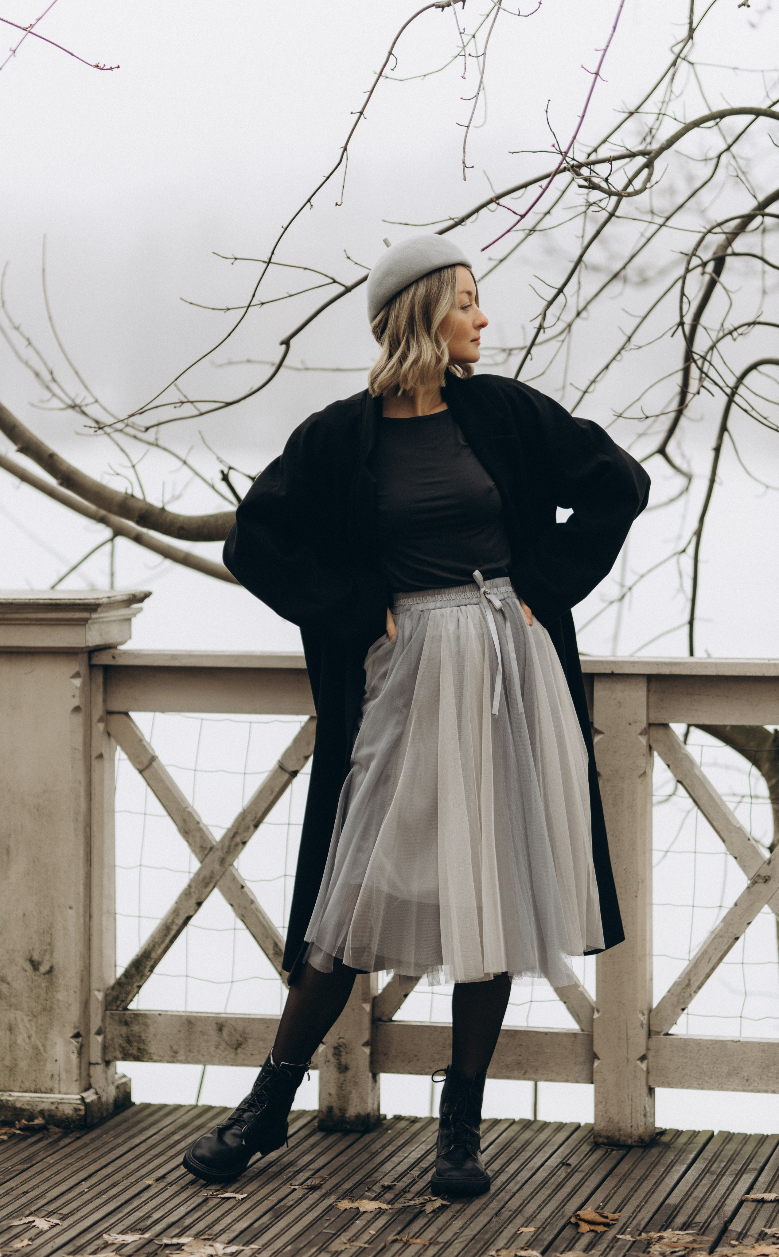 Woman phoshoot. Wedding and potrait photographer in Helsinki Vickan O