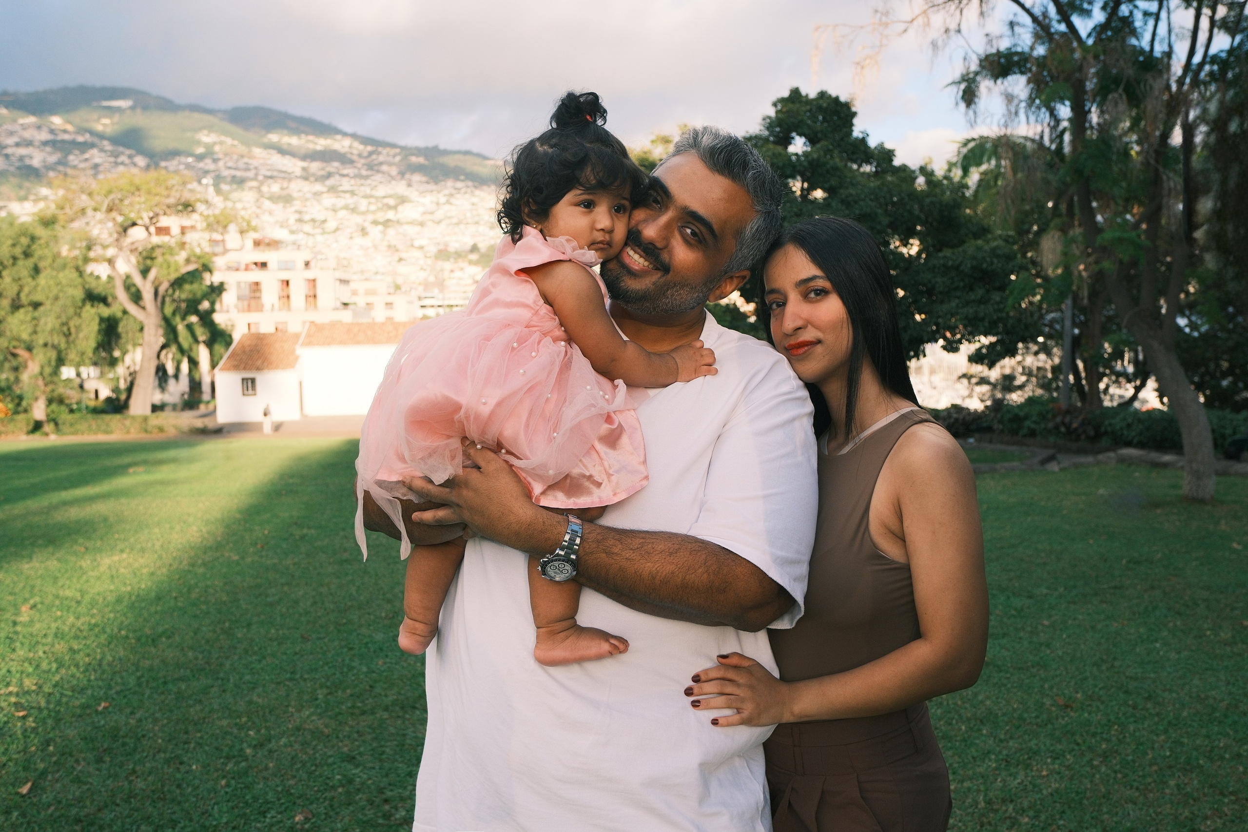 Zee, Oma and Elli ❤️. Portrait photographer in Madeira — Marina Shtukina