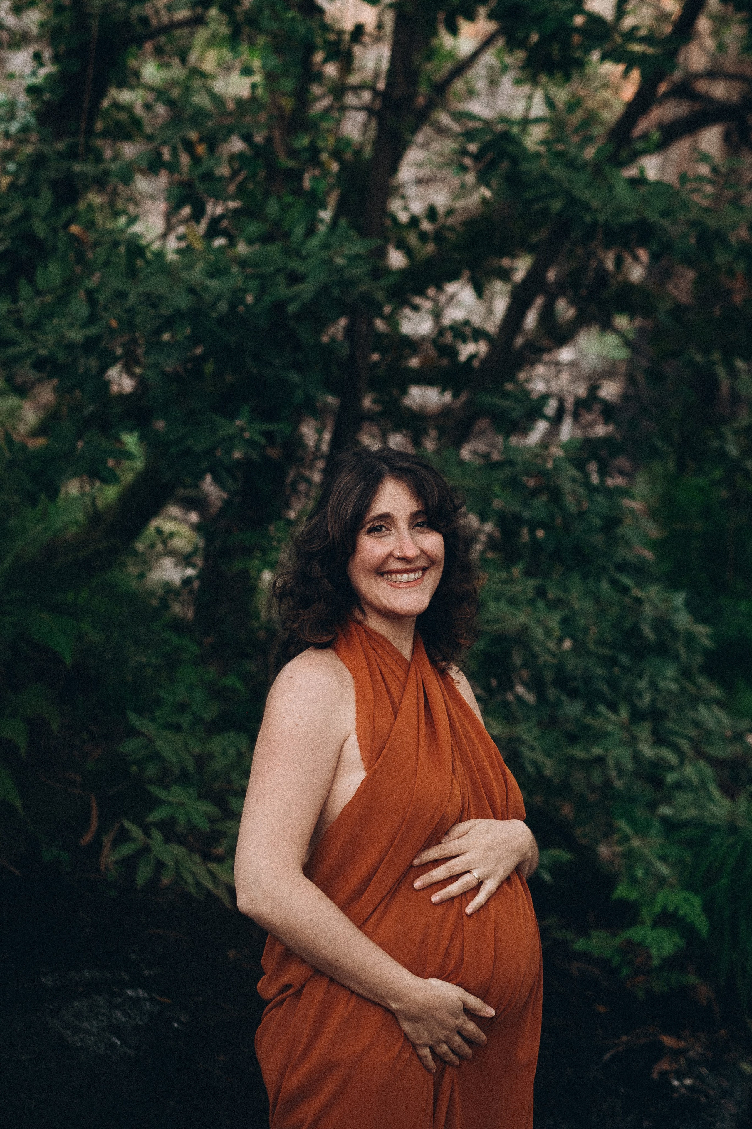 Maternity Photoshoot in Portugal — Artistic Pregnancy Session