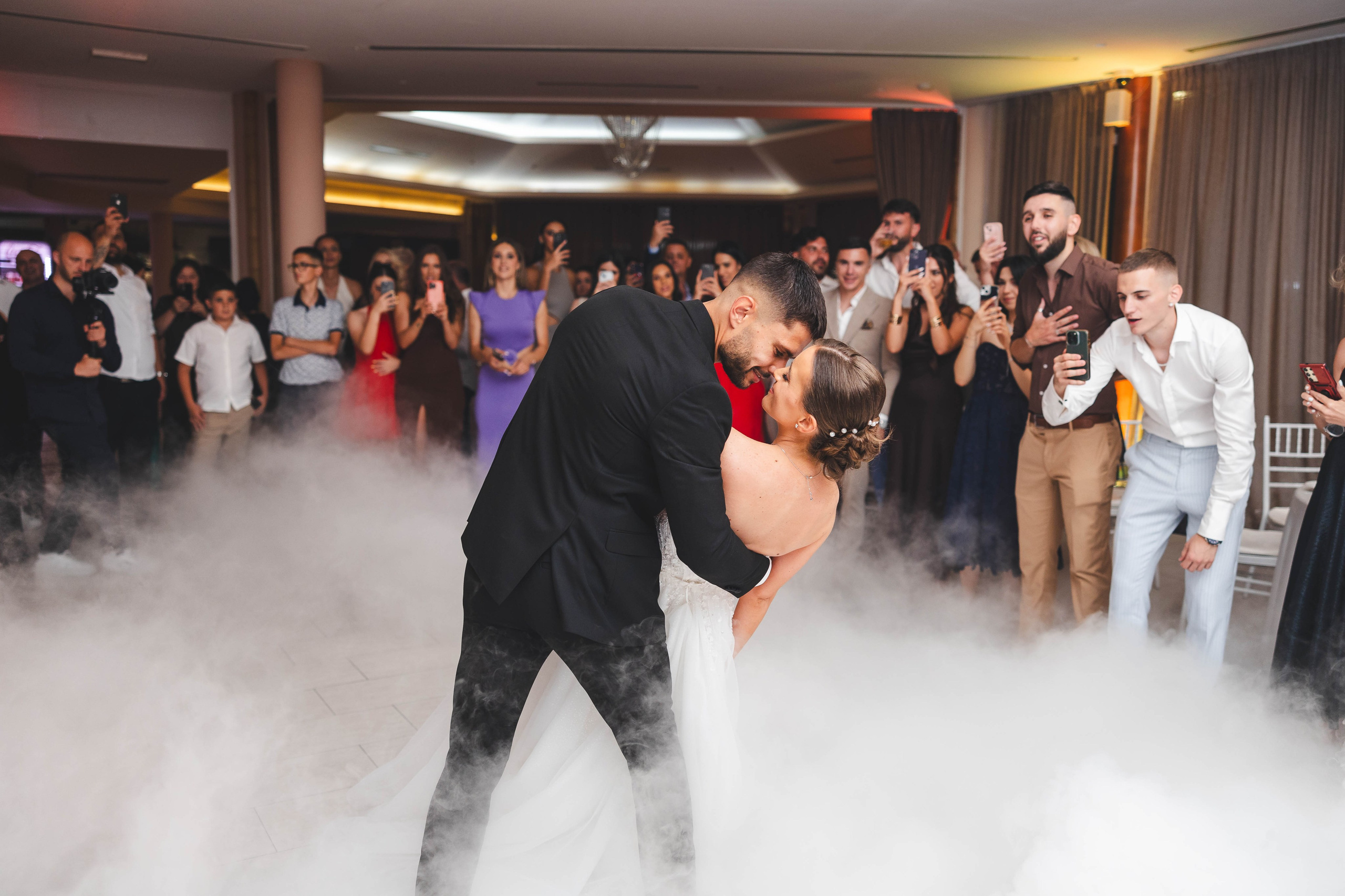 VUK I ANDJELA. Wedding photographer Nermin Kajosevic