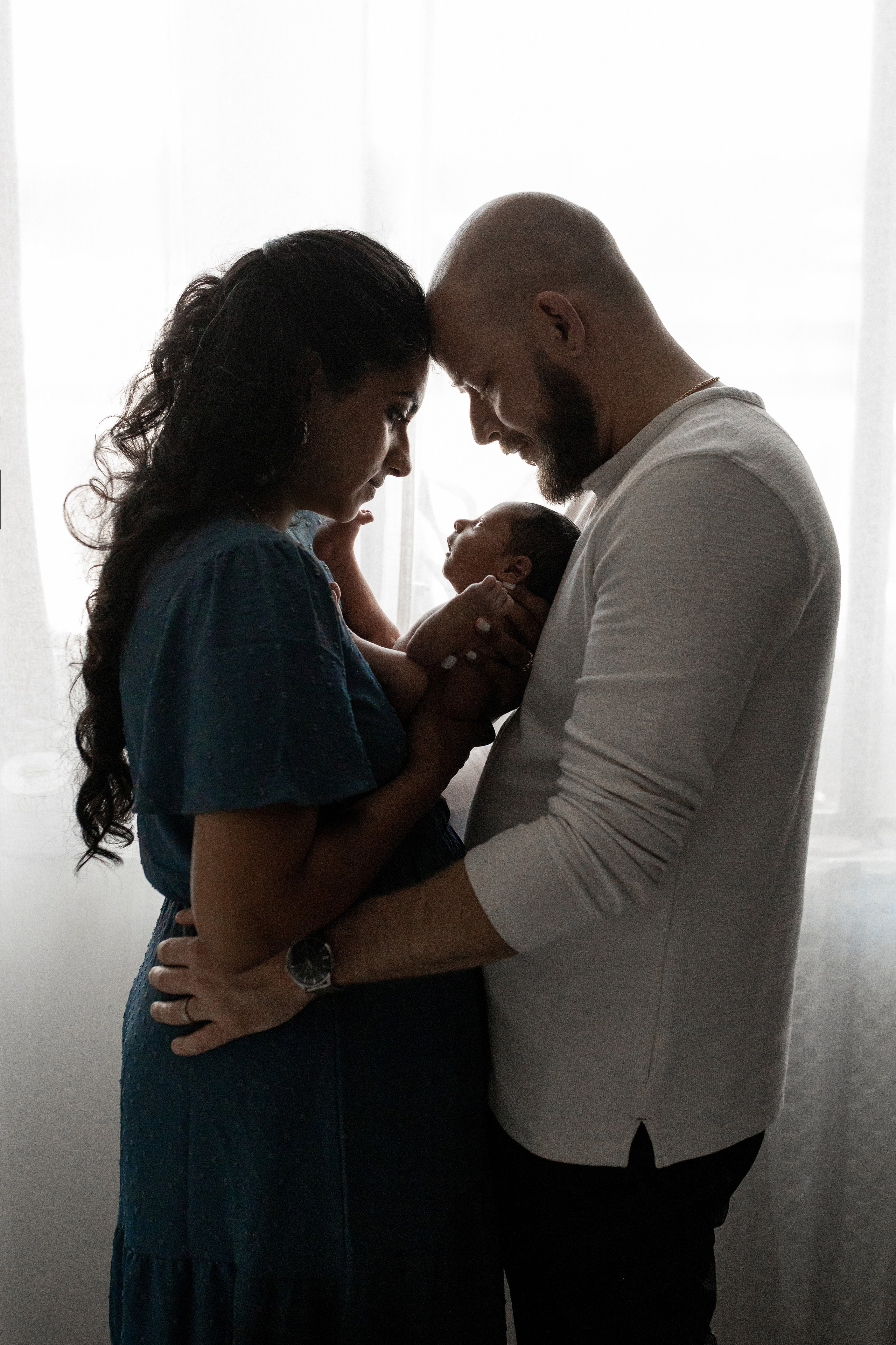 Newborn Lifestyle. Family photographer in Bay Area, California