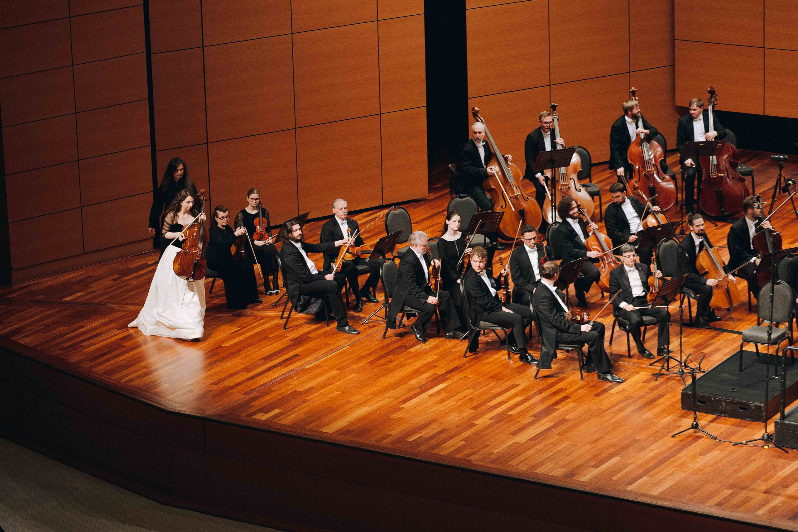 The Tchaikovsky Academic Grand Symphony Orchestra in Istanbul. Wedding&Event photographer Ismail Rzayev in Baku