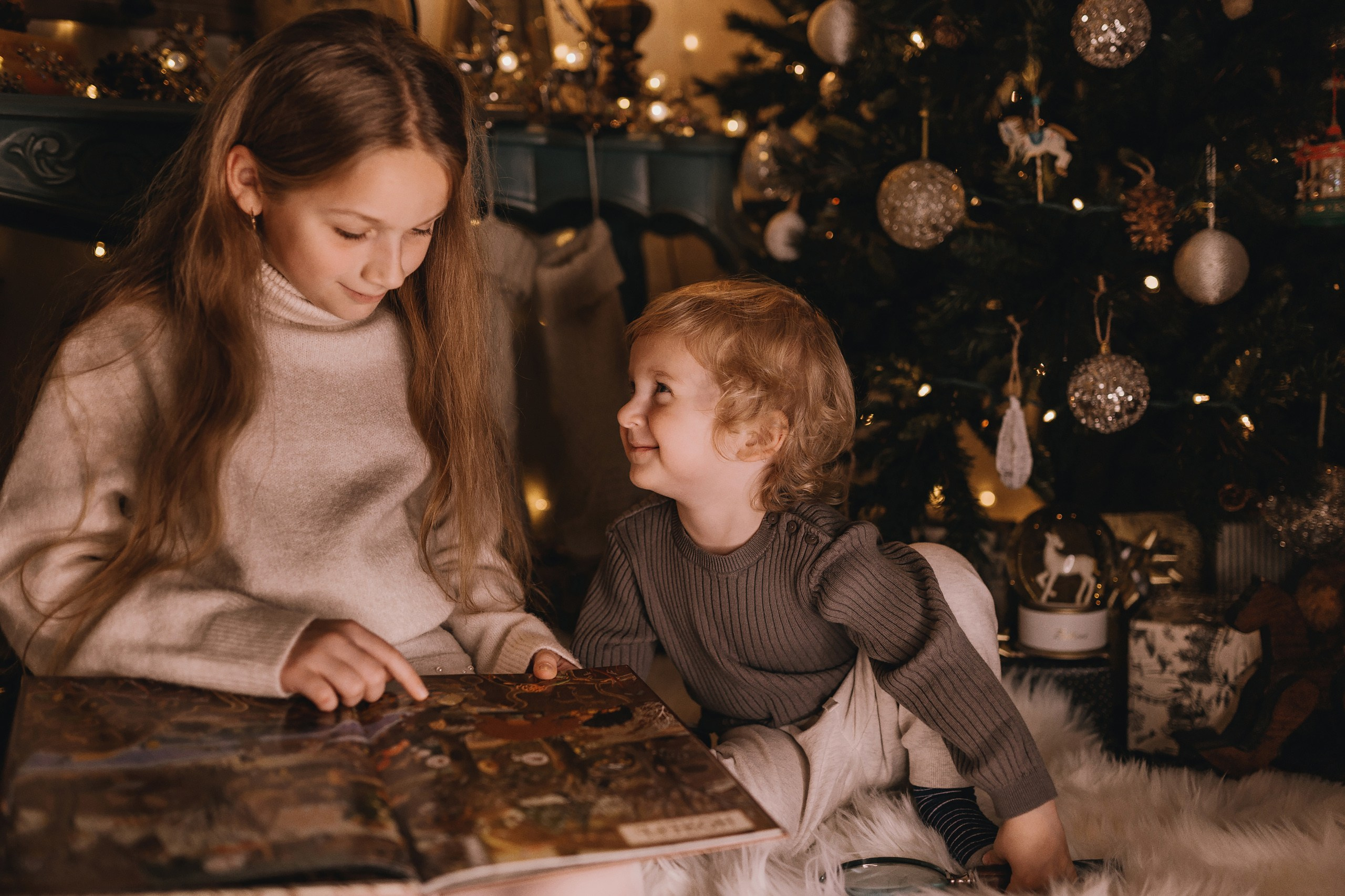 11.15.2025 Christmas Photoshoot. Wedding family event photographer in Chicago Nick Yushevich