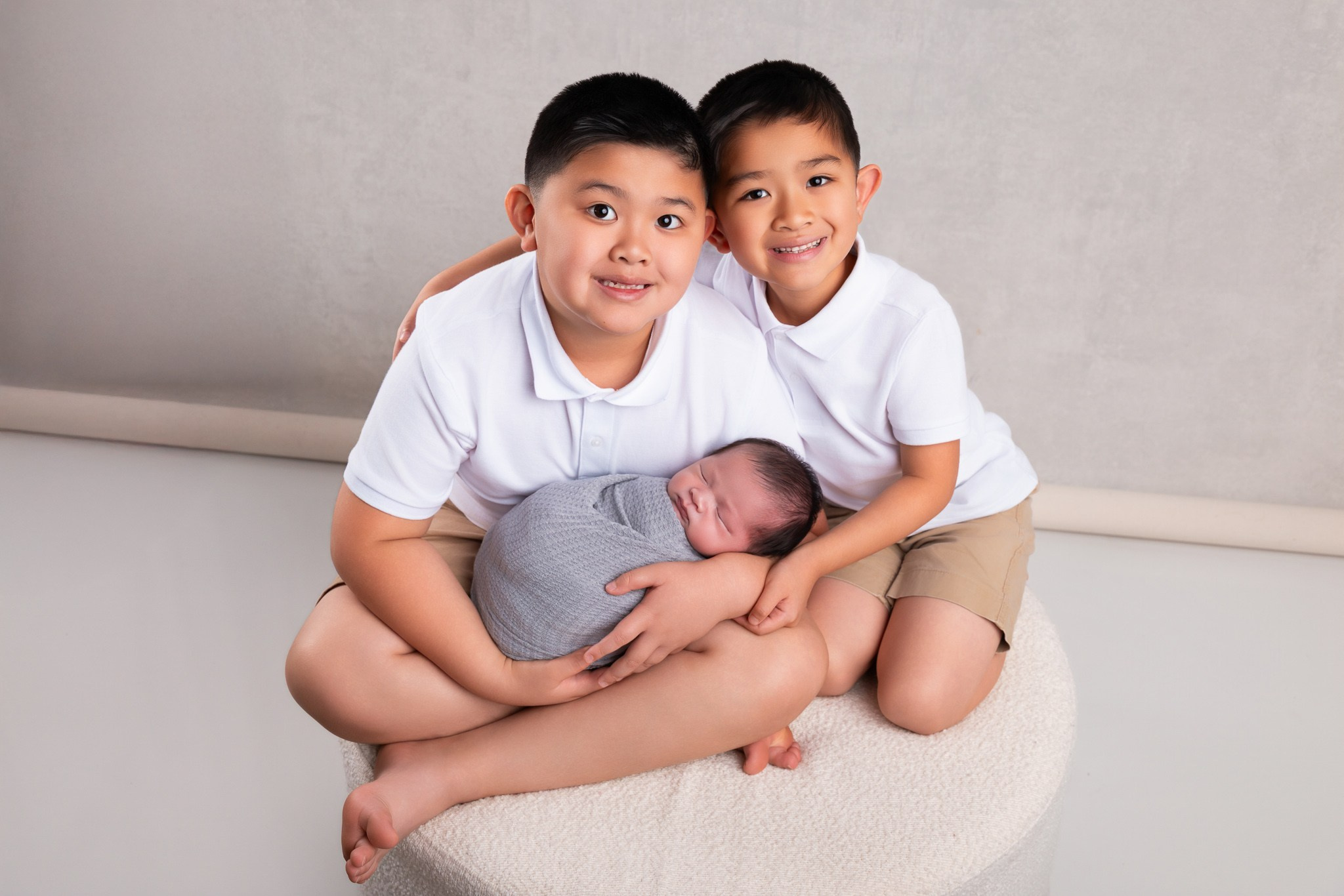 Hudson Newborn Photoshoot. Professional family, maternity & newborn photographer in North Charleston, SC, creating timeless portraits