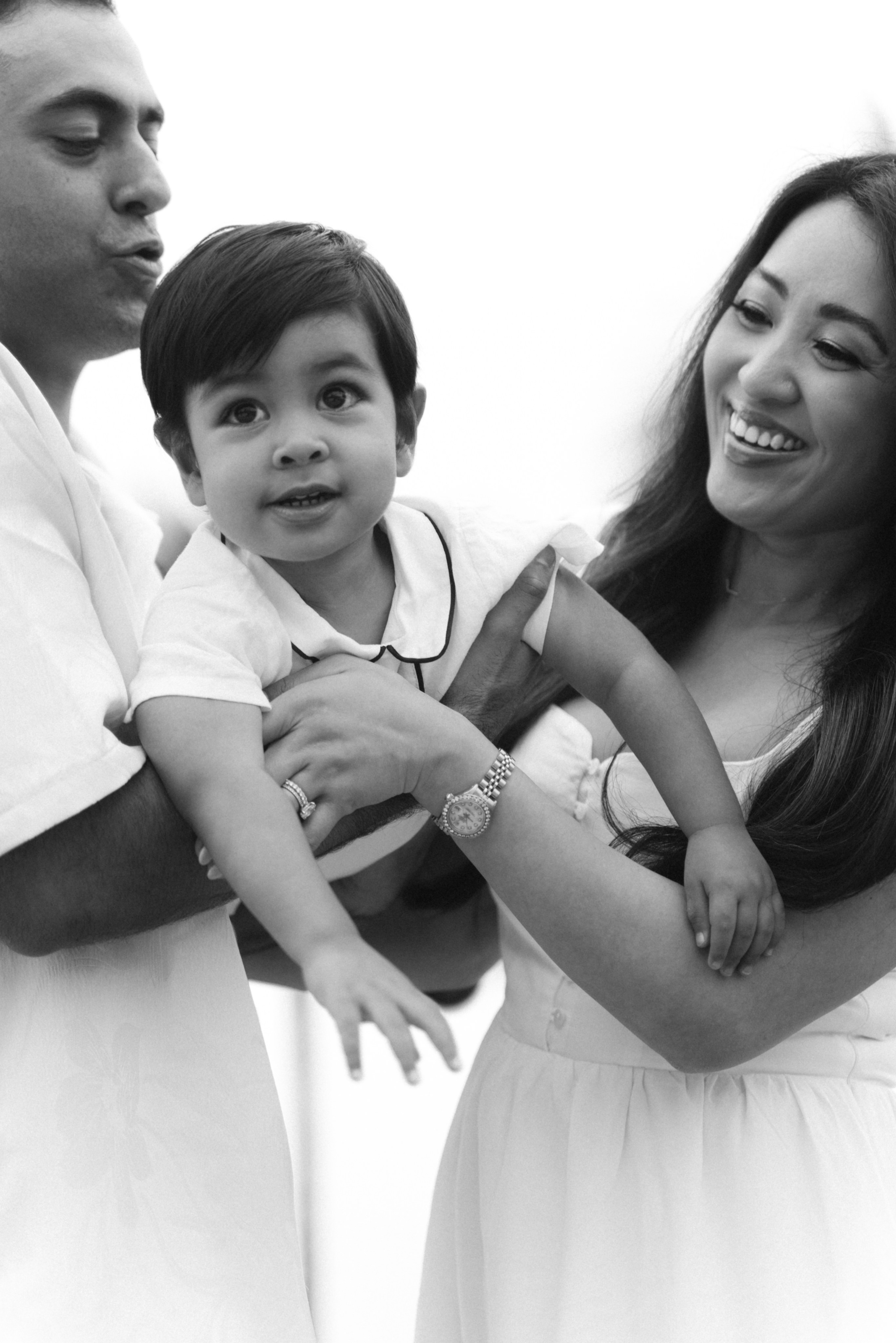 Семейная съемка в Дананге. Фотограф в Дананге, Вьетнам. Эстетика и лайфстайл