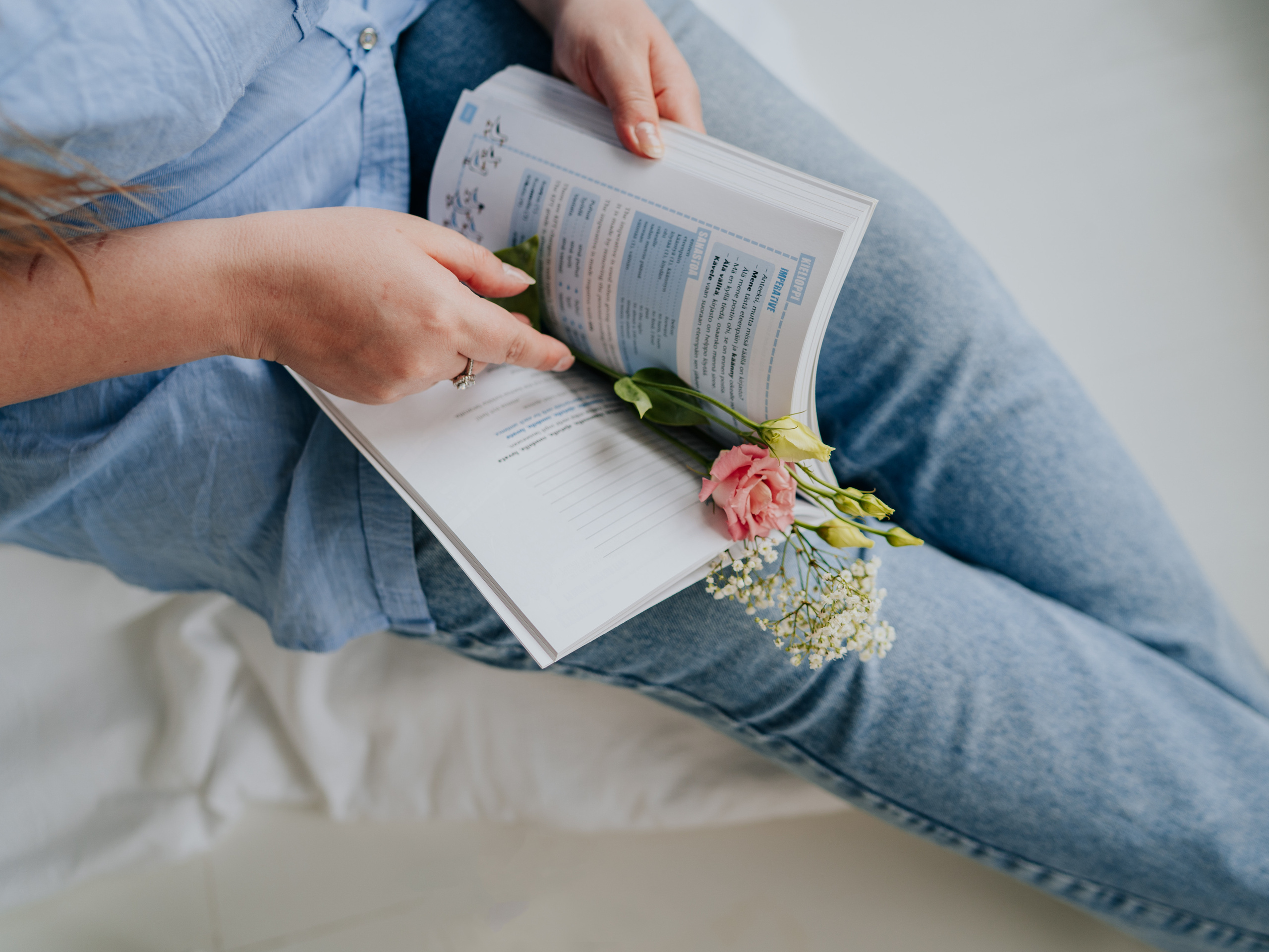 Online language school founder brand photoshoot. Barcelona Brand Photographer and Videographer Oxana Dia