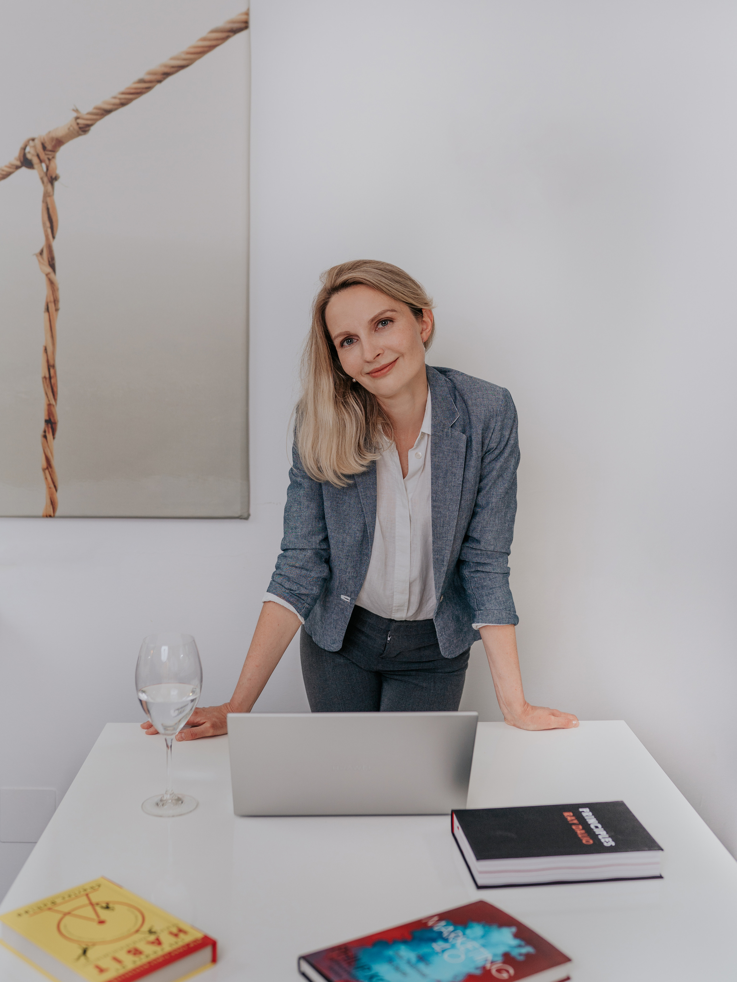 Marketologist SEO/SEM specialist photoshoot. Oxana Dia Business and Brand Photography and Videography in Barcelona