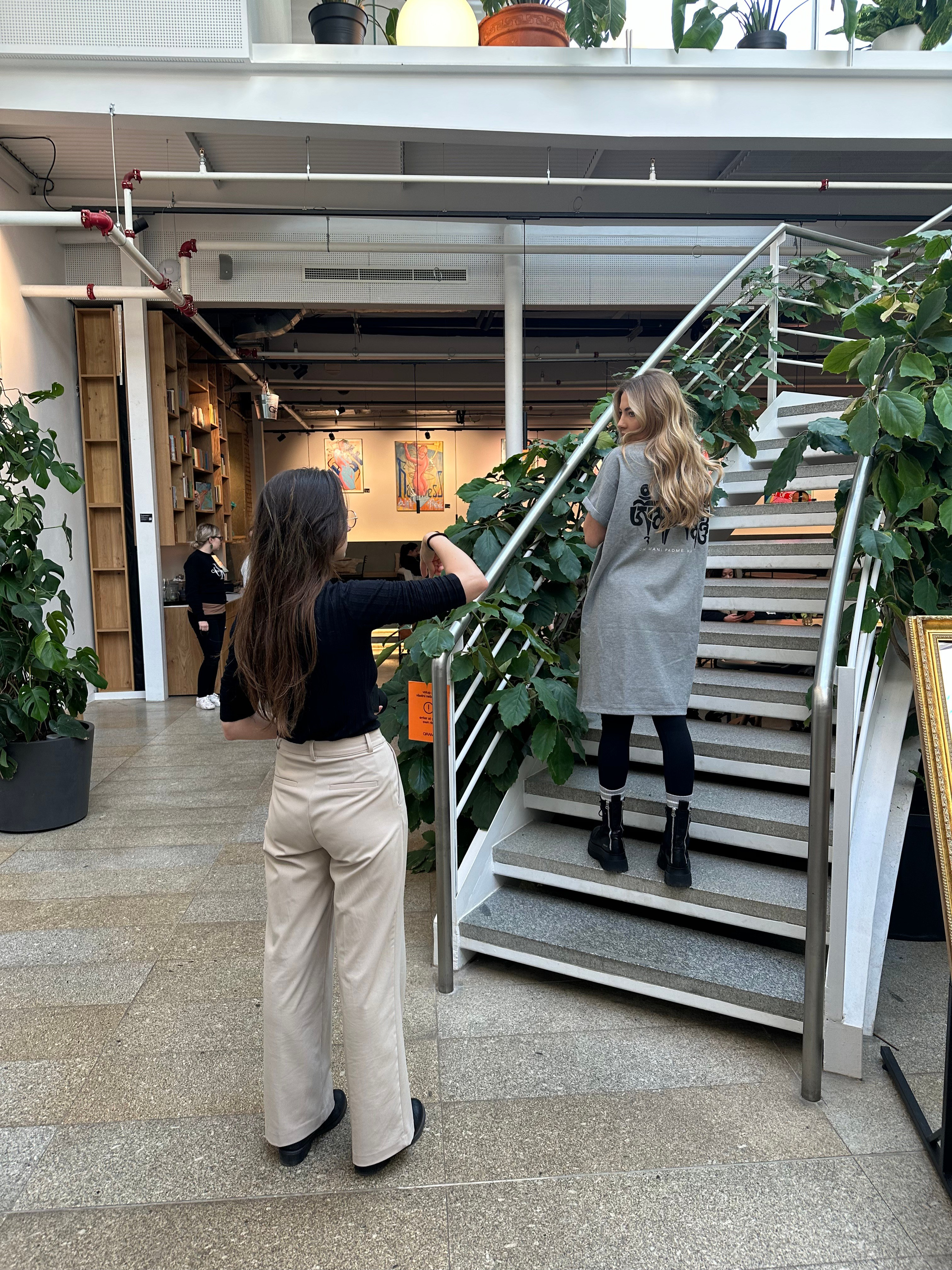 Price and booking. Dana Lišková — Empathetic Photographer | Introspective Artist |Neurodivergent Coach | Founder of Artepy.cz