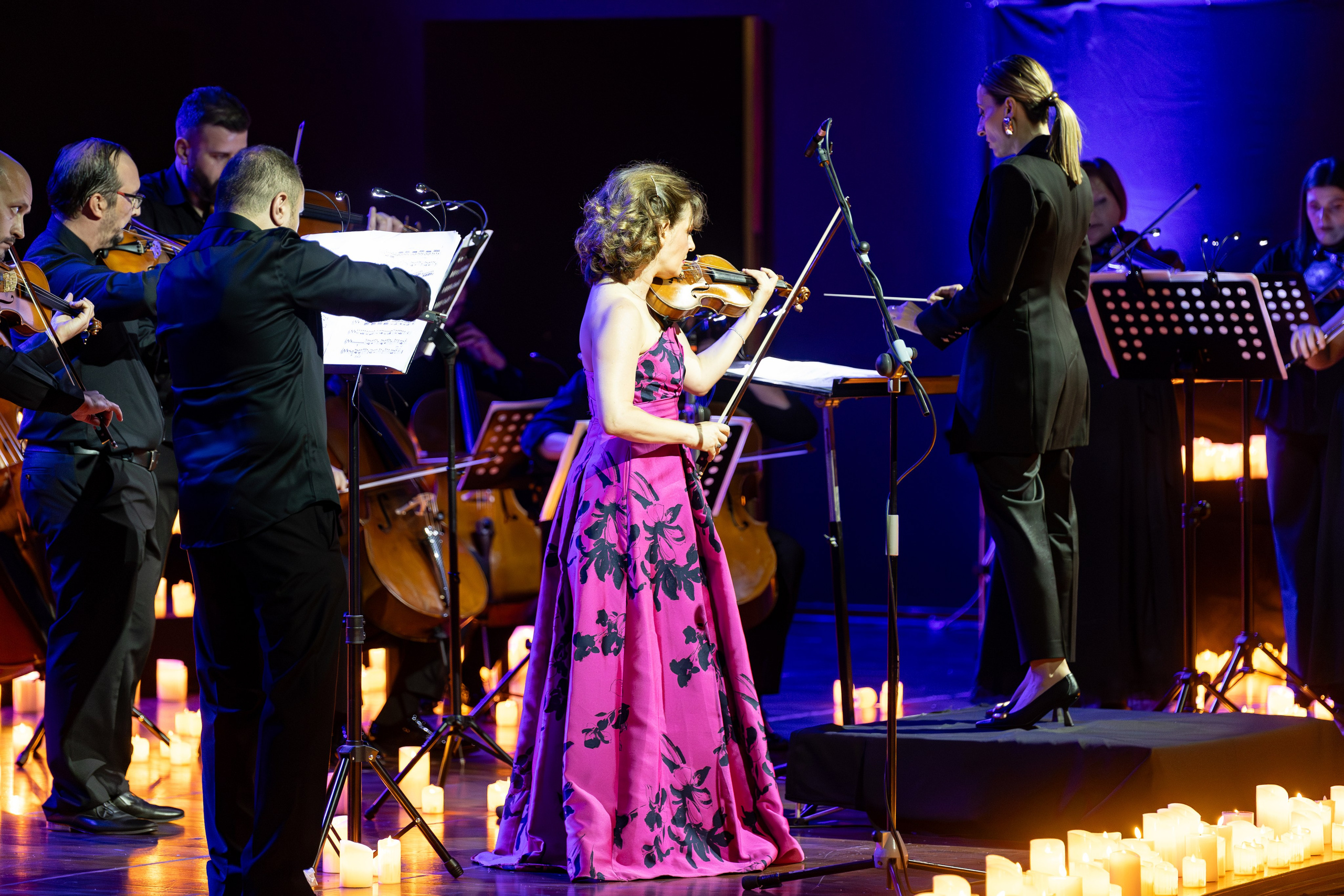 Violinistica Irina Mureșanu tokom nastupa na Candlelight koncertu u Sarajevu