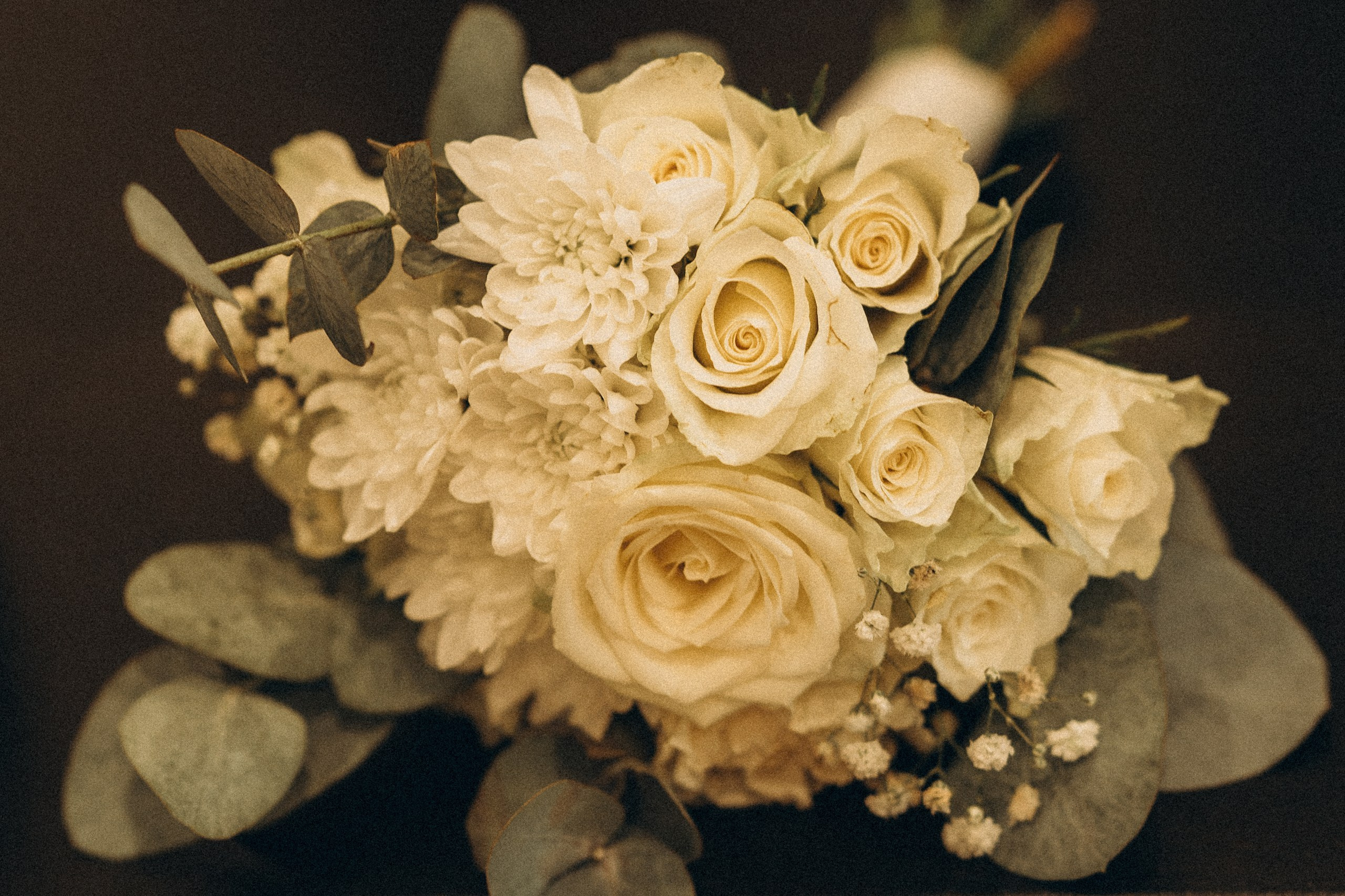 City wedding. Wedding and portrait photographer in Helsinki Vickan O