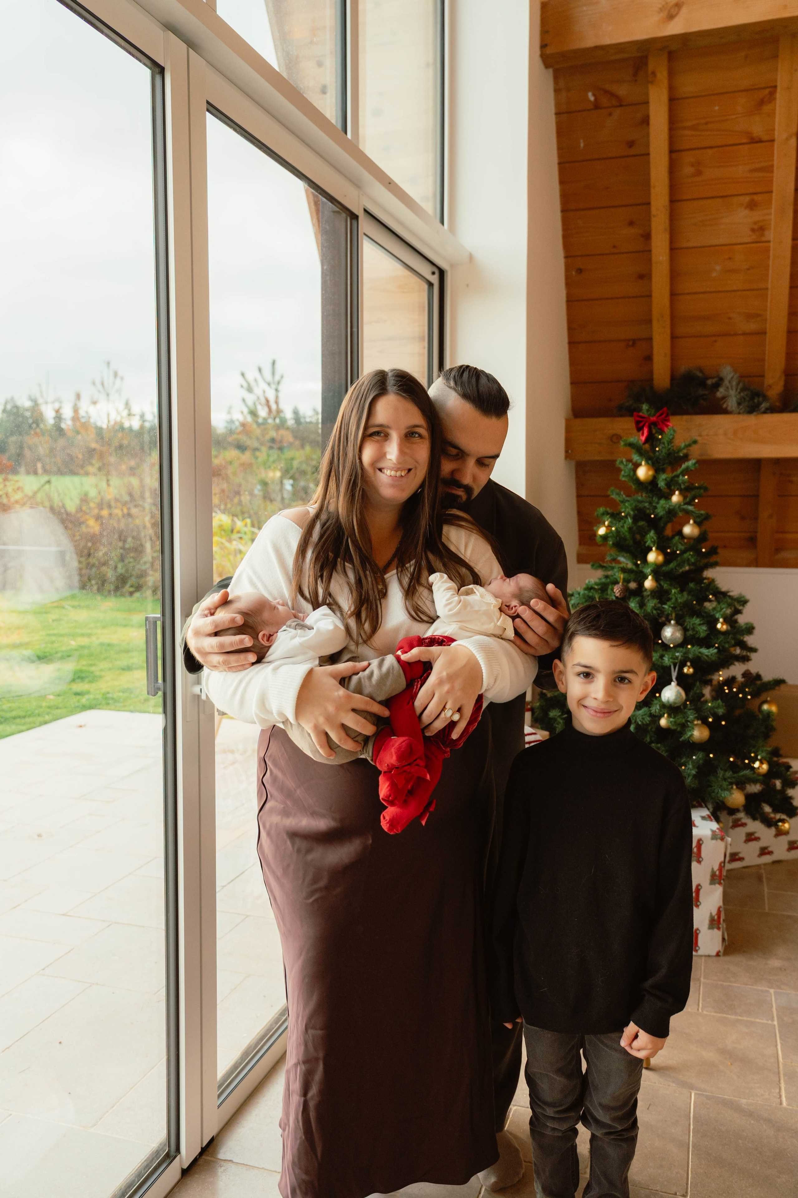 Salomé, Ludovic, Lou, Noah & Ava. Weeding photographer / event / portrait