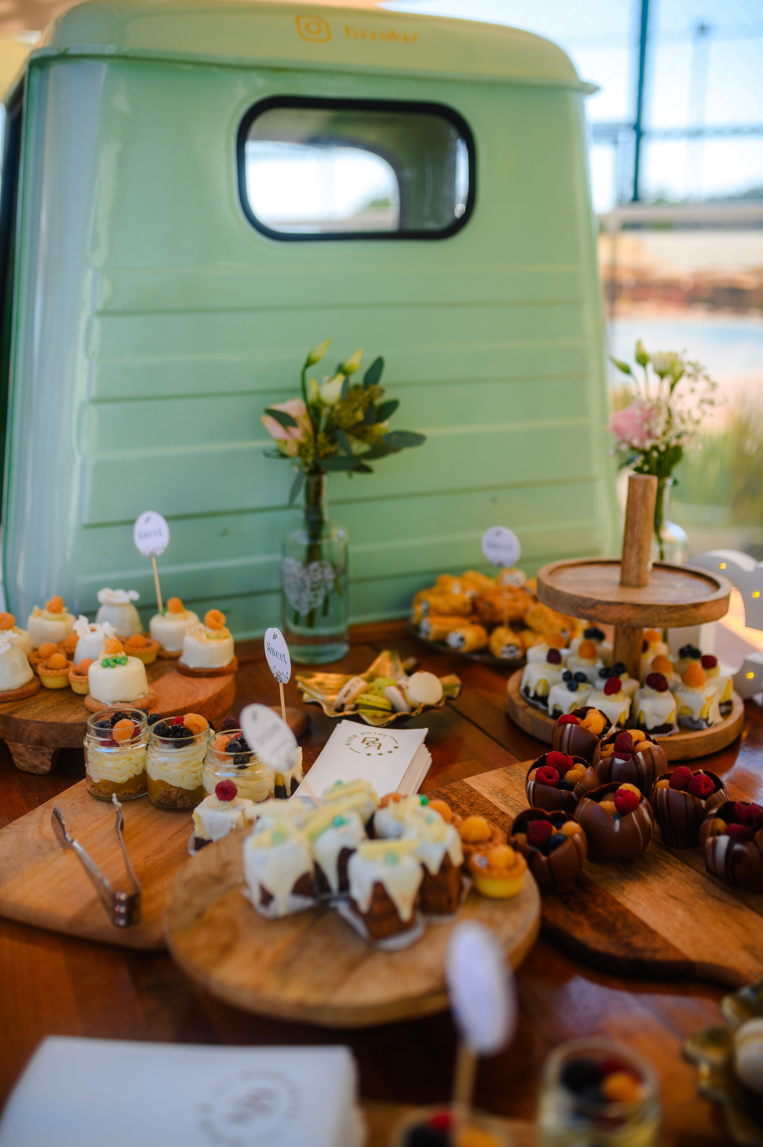 Octavian & Antonia. Erik Bagy | Fotograf de Nuntă