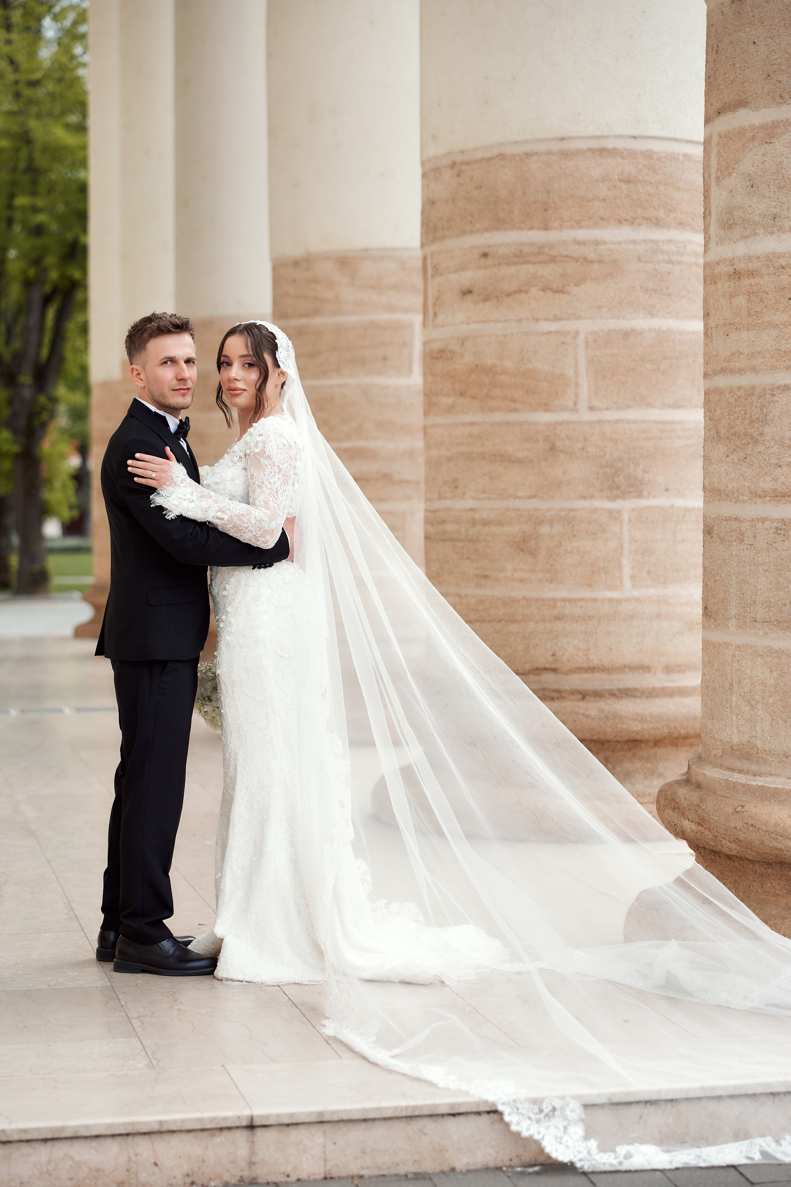 Emil & Cristina. Photographer Luca Medieșan