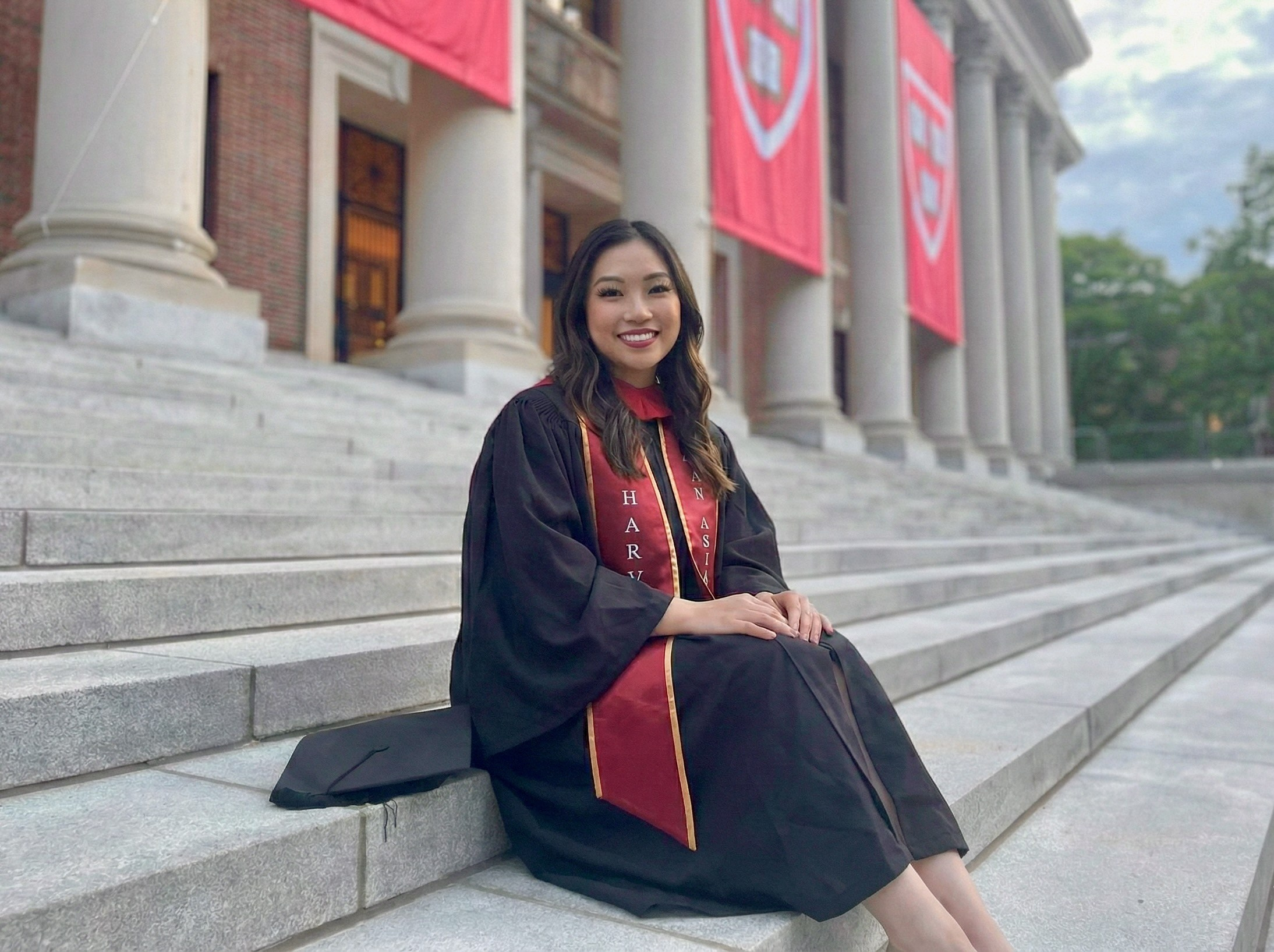 Kelly Sang, graduation and portrait photographer in Boston