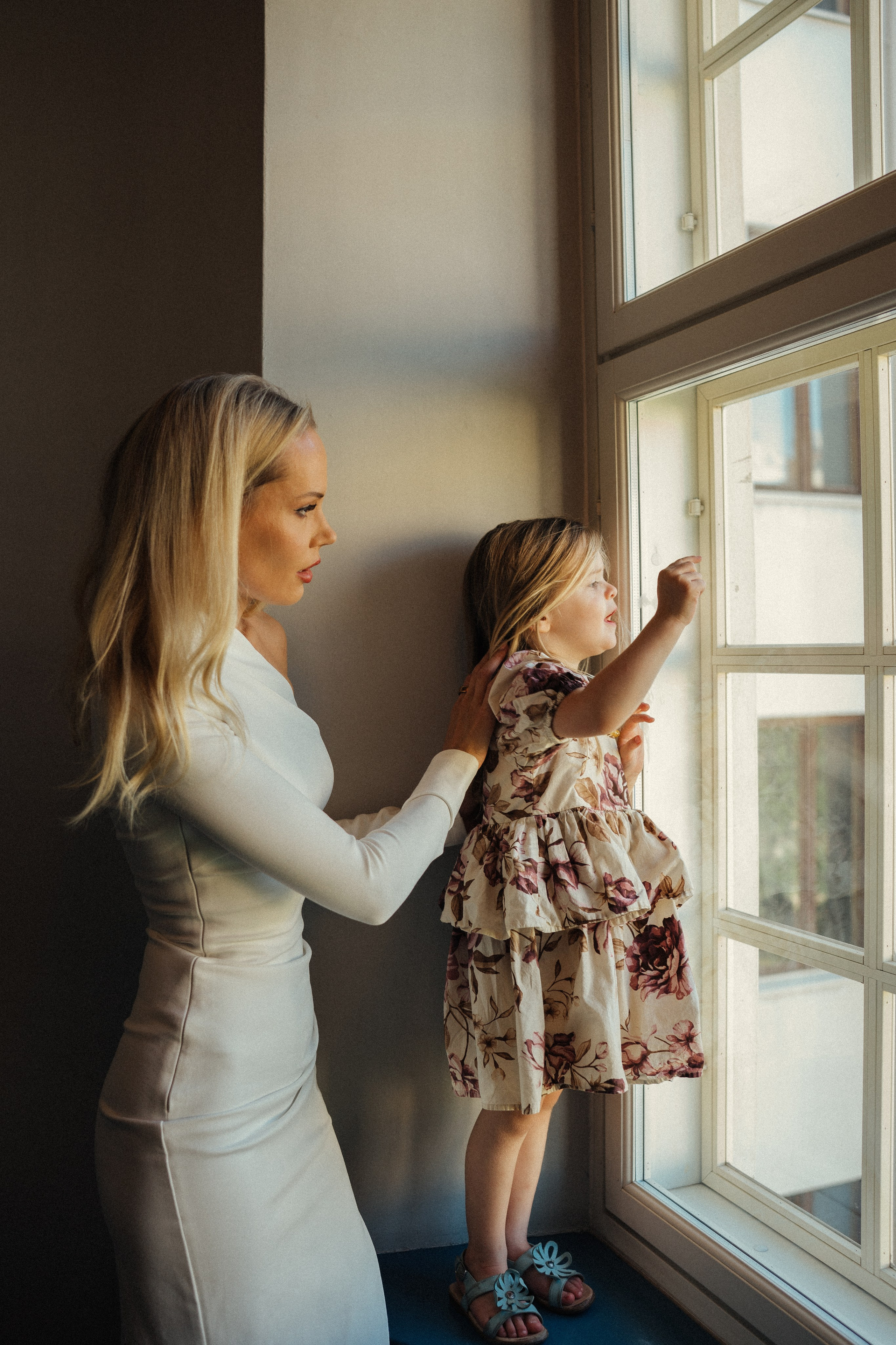 L&H. Wedding and potrait photographer in Helsinki Vickan O